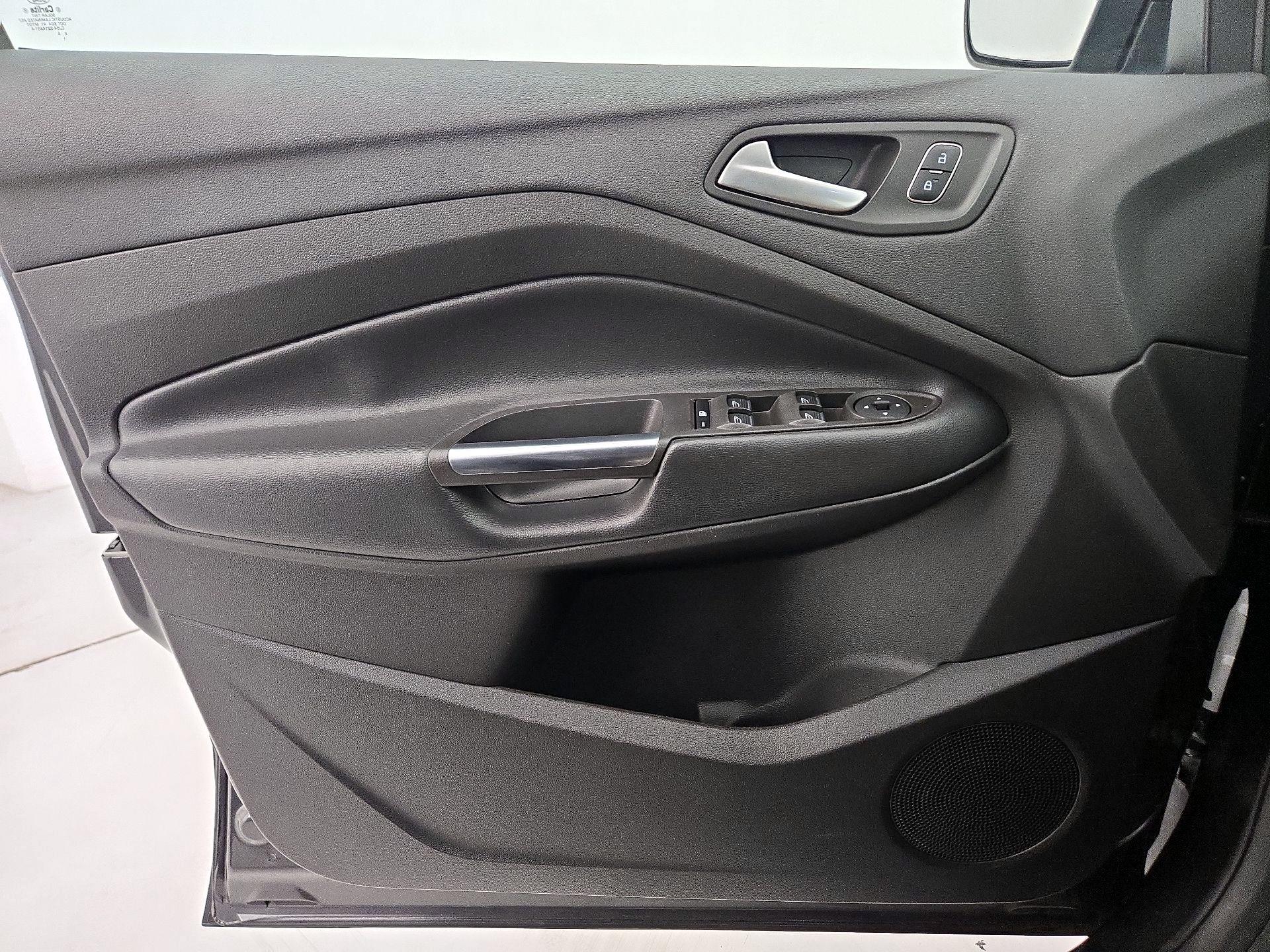 Thumbnail: 2019 Ford Escape - 12