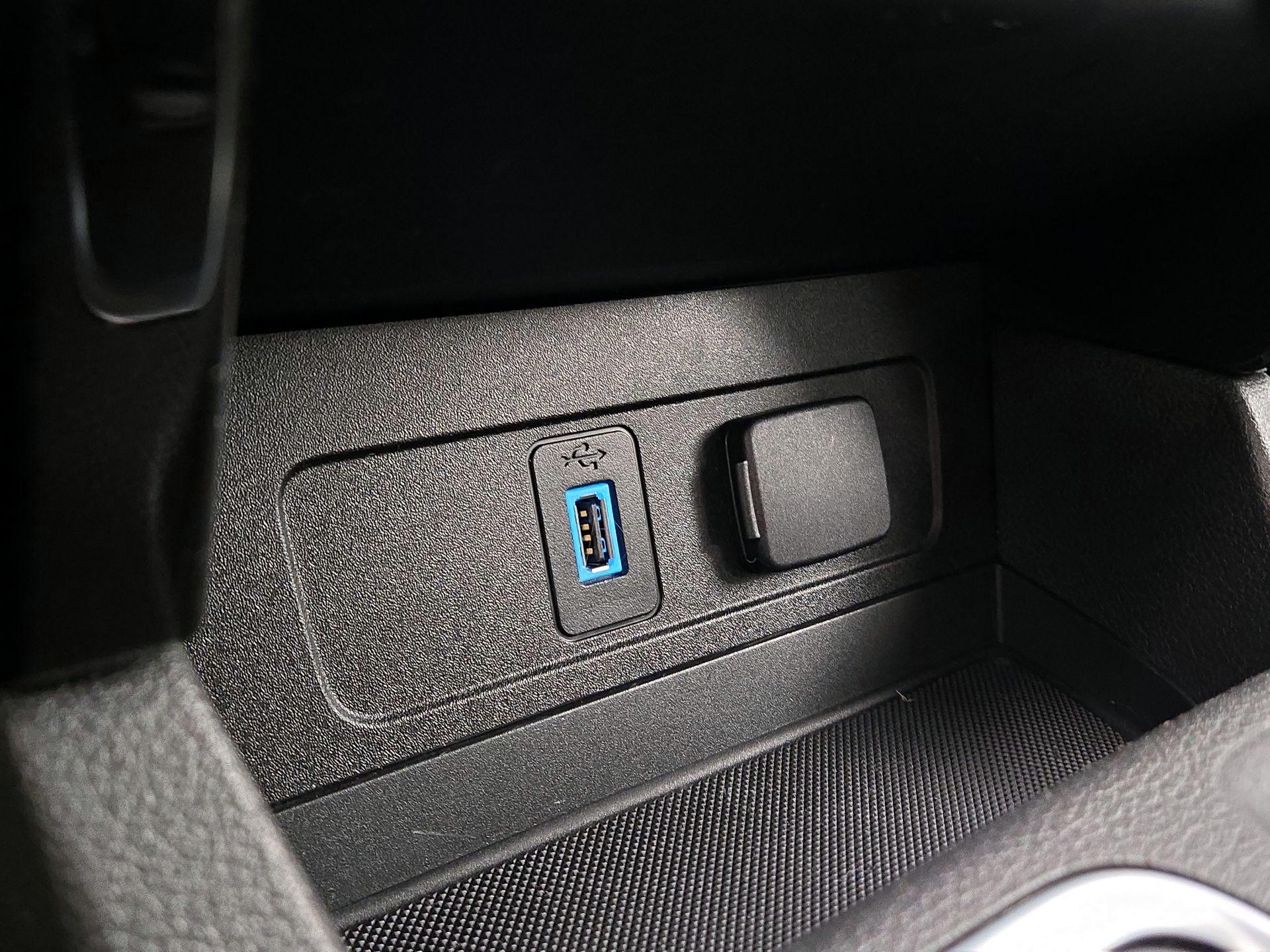 Thumbnail: 2019 Ford Escape - 18