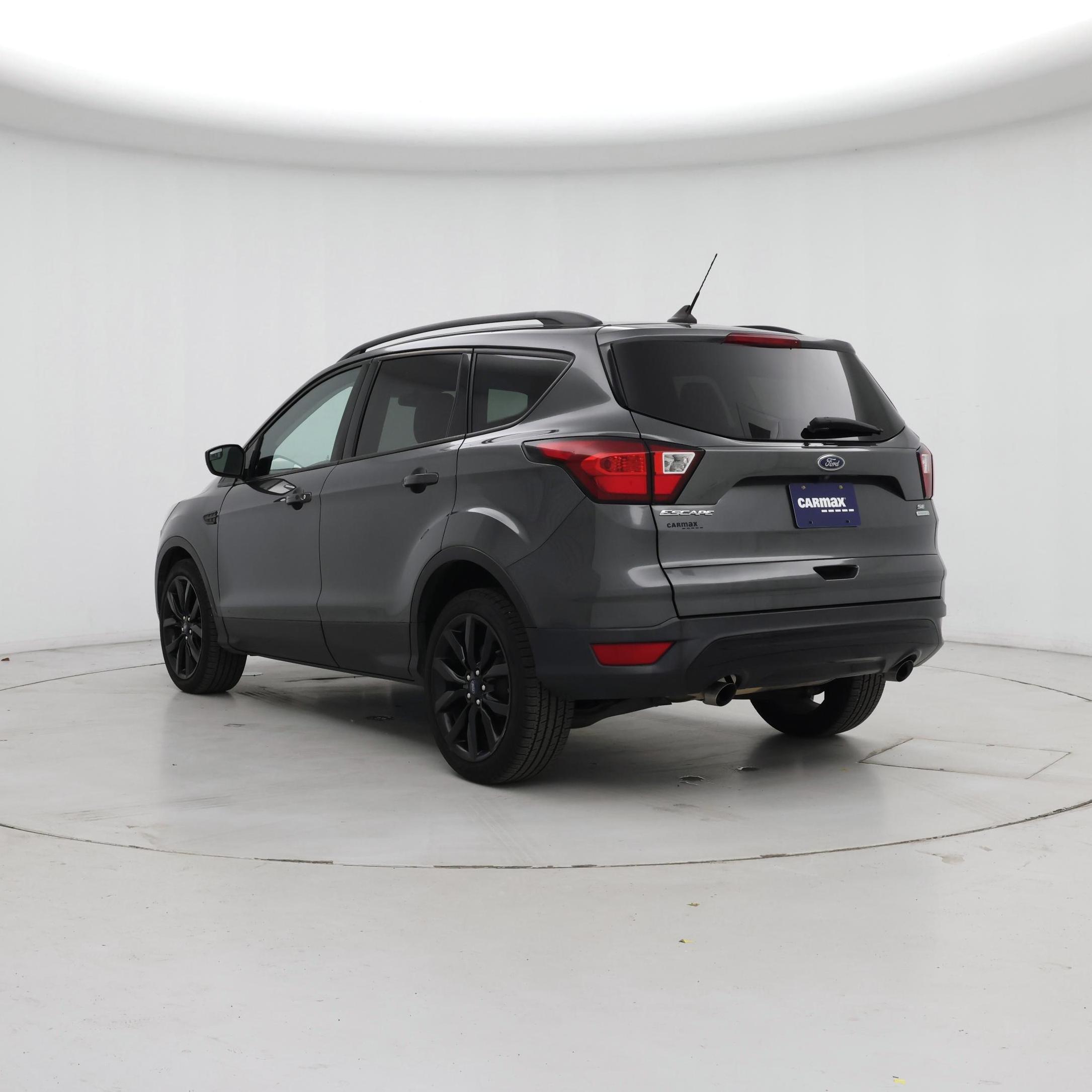 Thumbnail: 2019 Ford Escape - 2