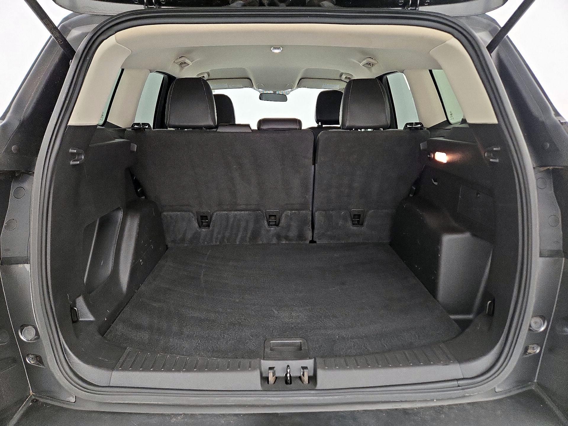 Thumbnail: 2019 Ford Escape - 20