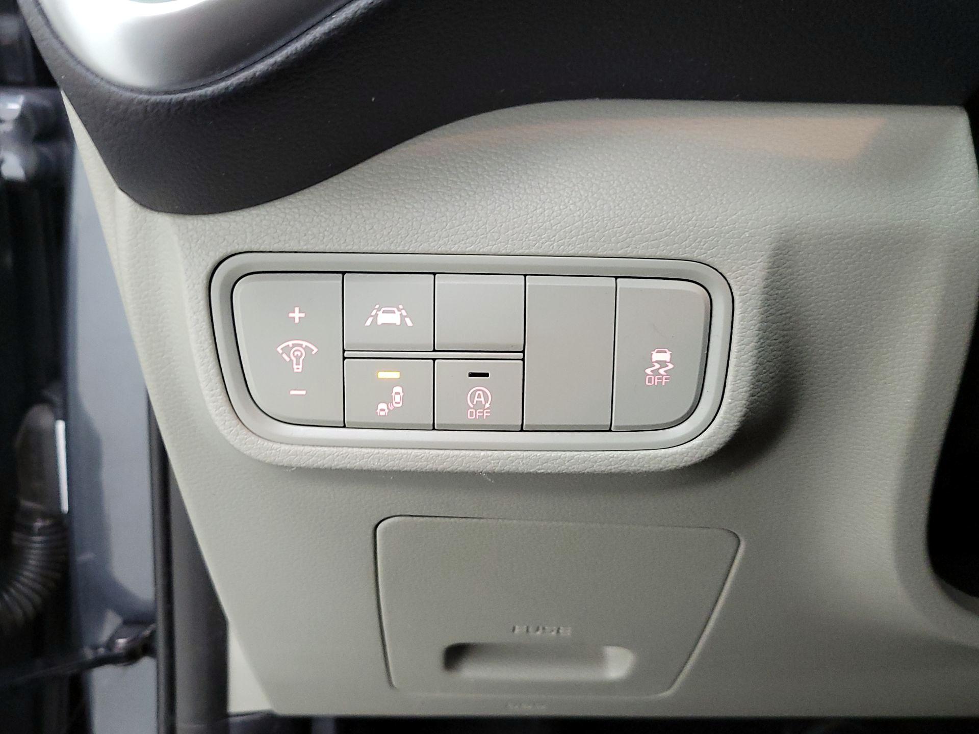 Thumbnail: 2022 Kia Soul - 13