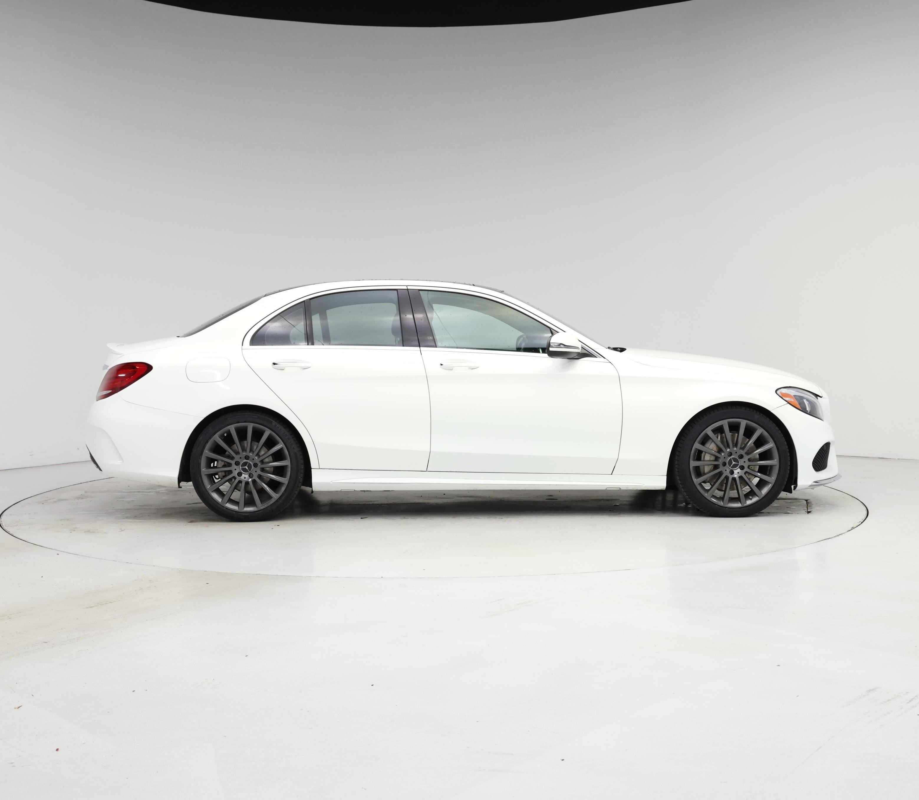 Thumbnail: 2017 Mercedes-Benz C-Class - 7