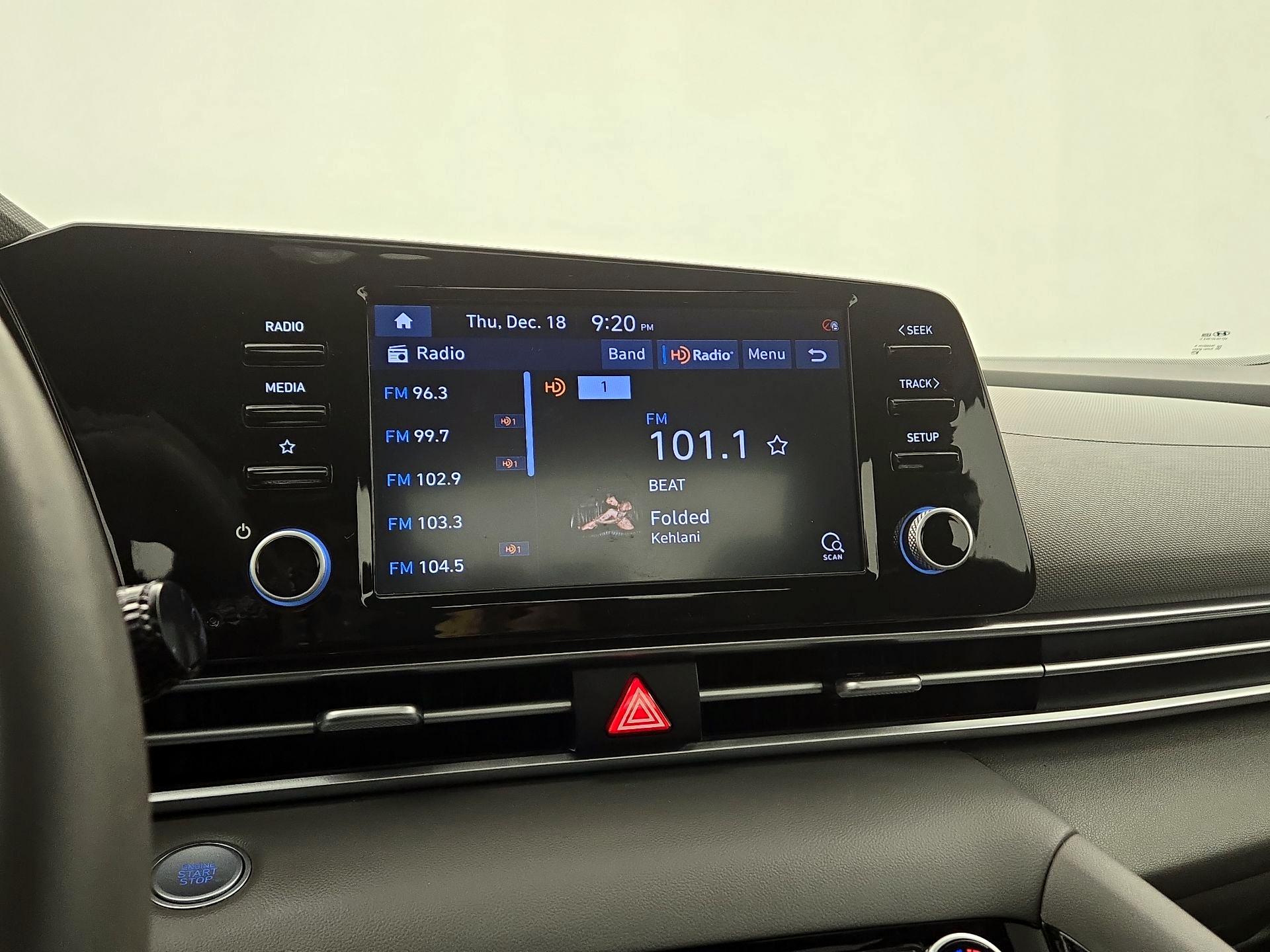 Thumbnail: 2022 Hyundai Elantra - 15