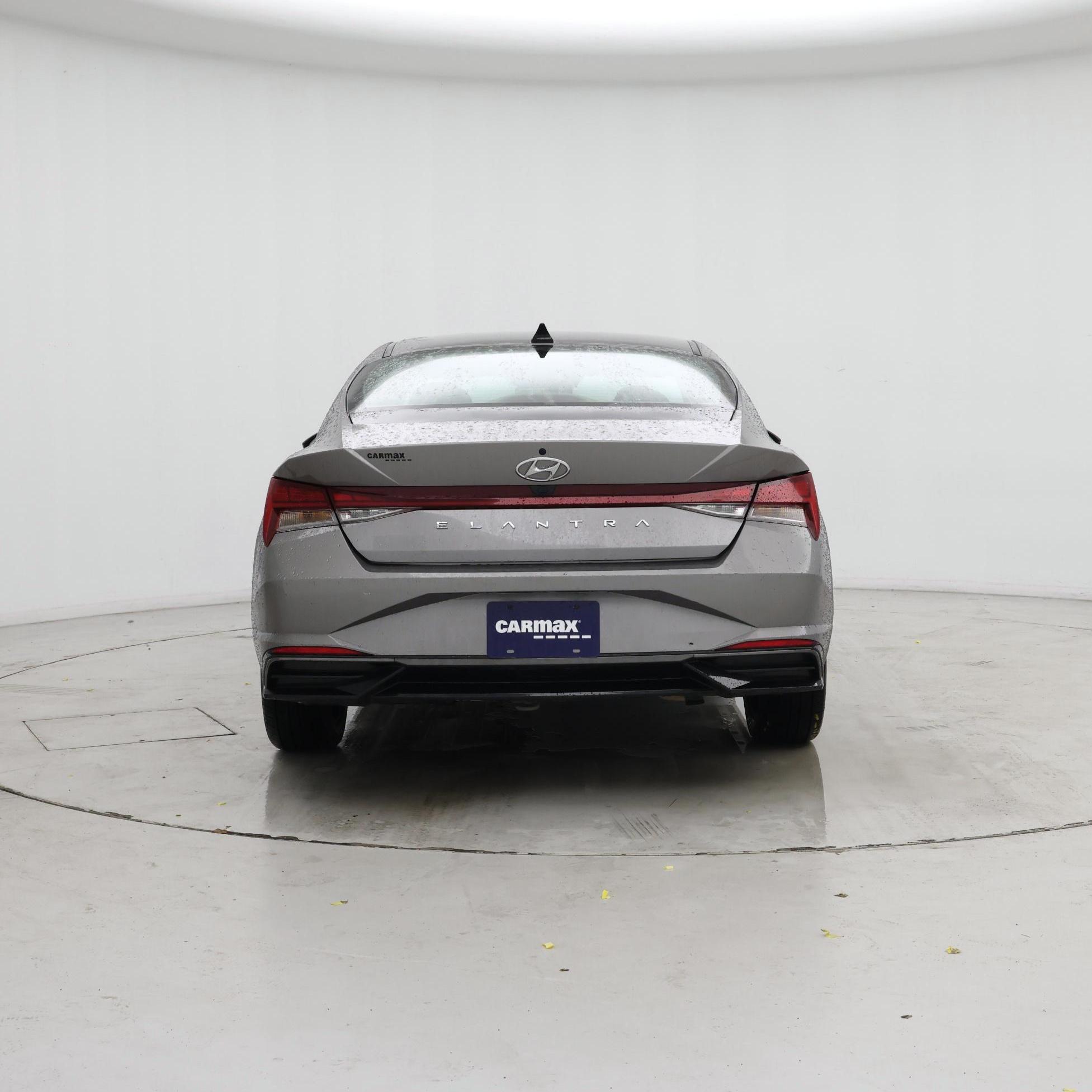 Thumbnail: 2022 Hyundai Elantra - 6