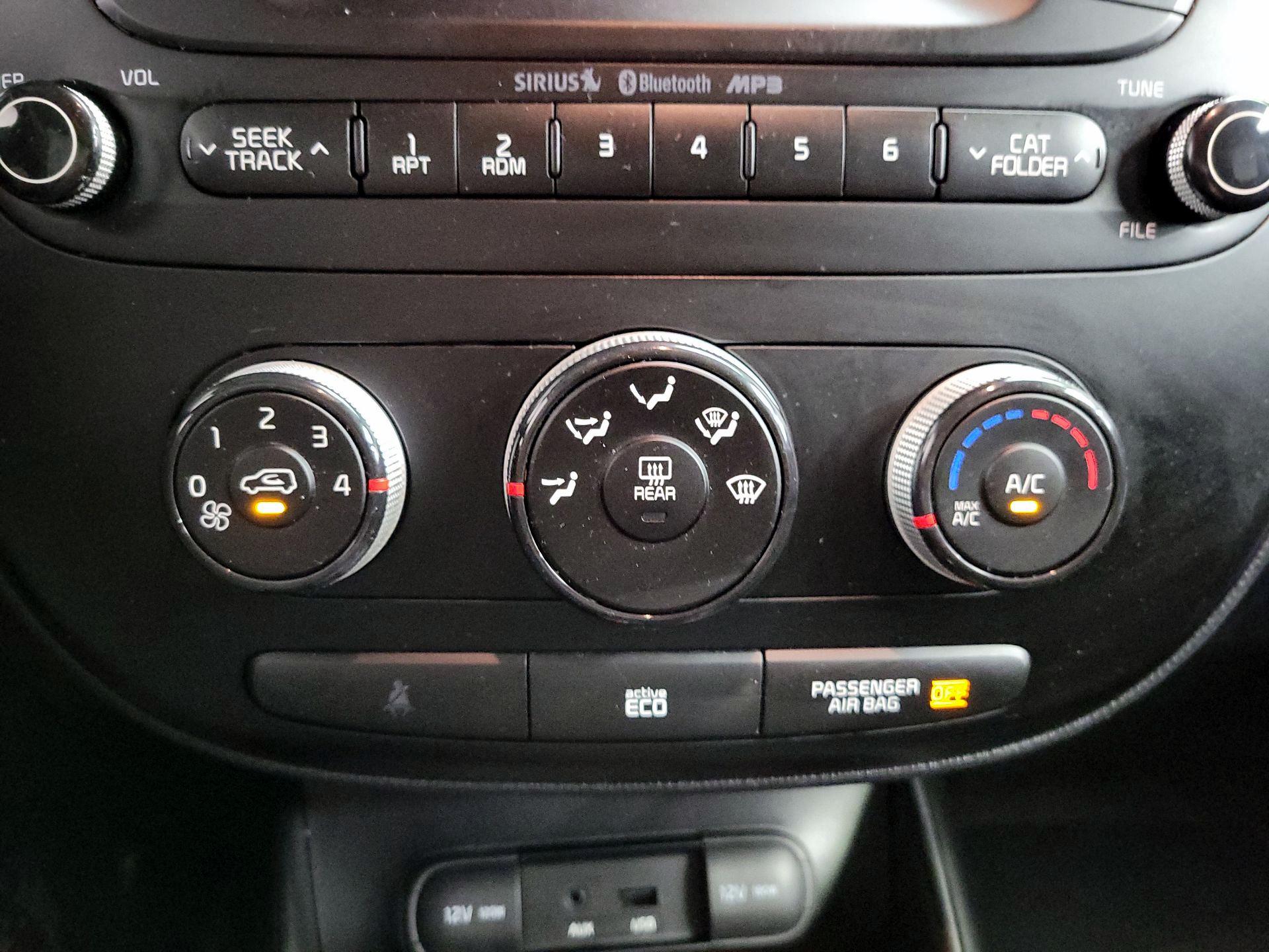 Thumbnail: 2014 Kia Soul - 15