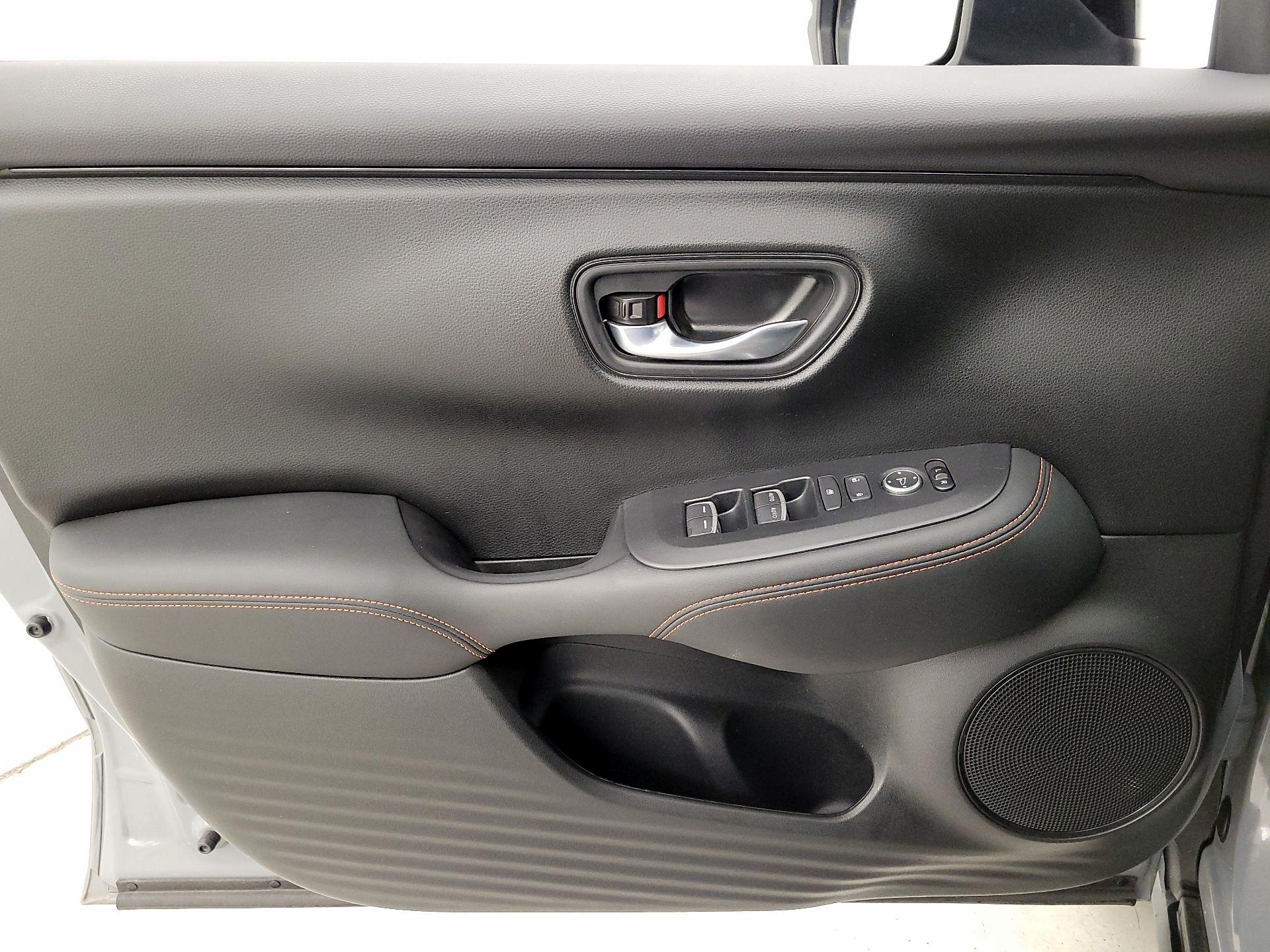 Thumbnail: 2025 Honda HR-V - 12