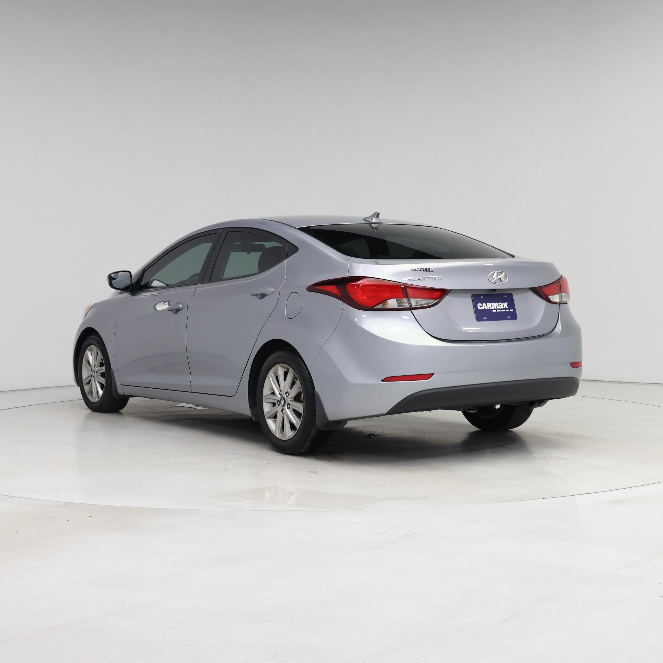 Thumbnail: 2015 Hyundai Elantra - 2