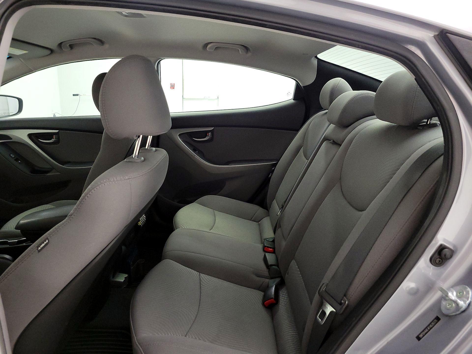 Thumbnail: 2015 Hyundai Elantra - 19