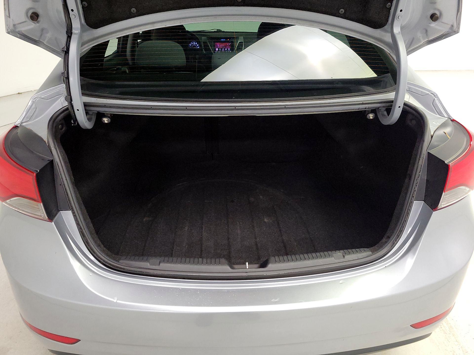 Thumbnail: 2015 Hyundai Elantra - 20