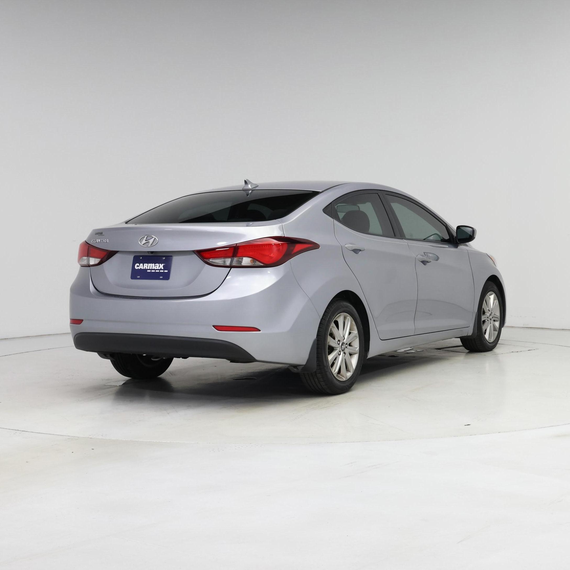 Thumbnail: 2015 Hyundai Elantra - 8