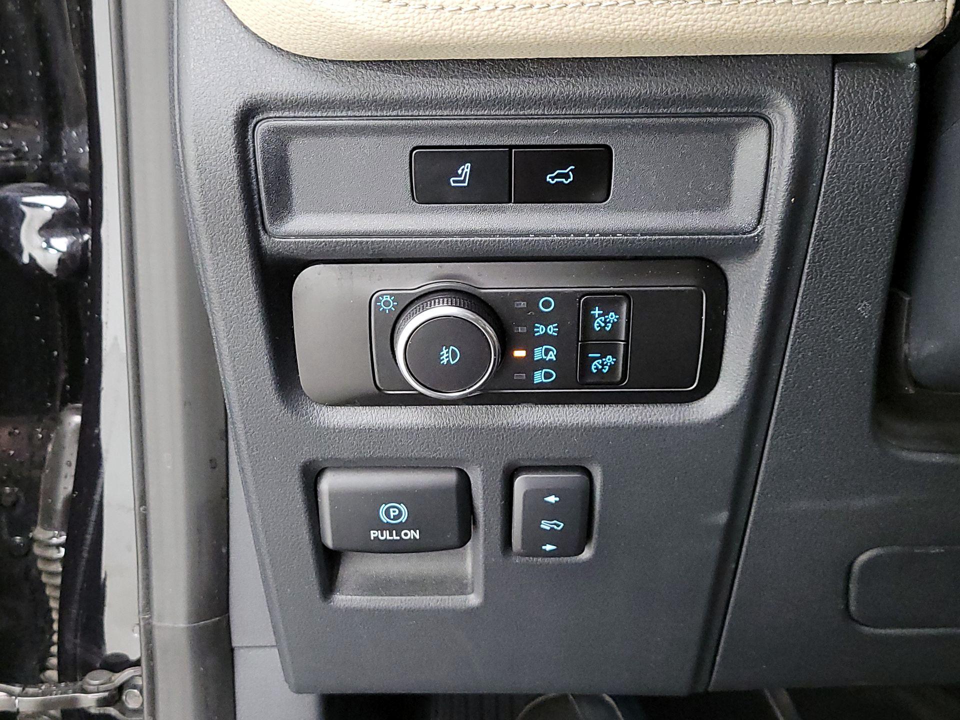 Thumbnail: 2023 Ford Expedition MAX - 13