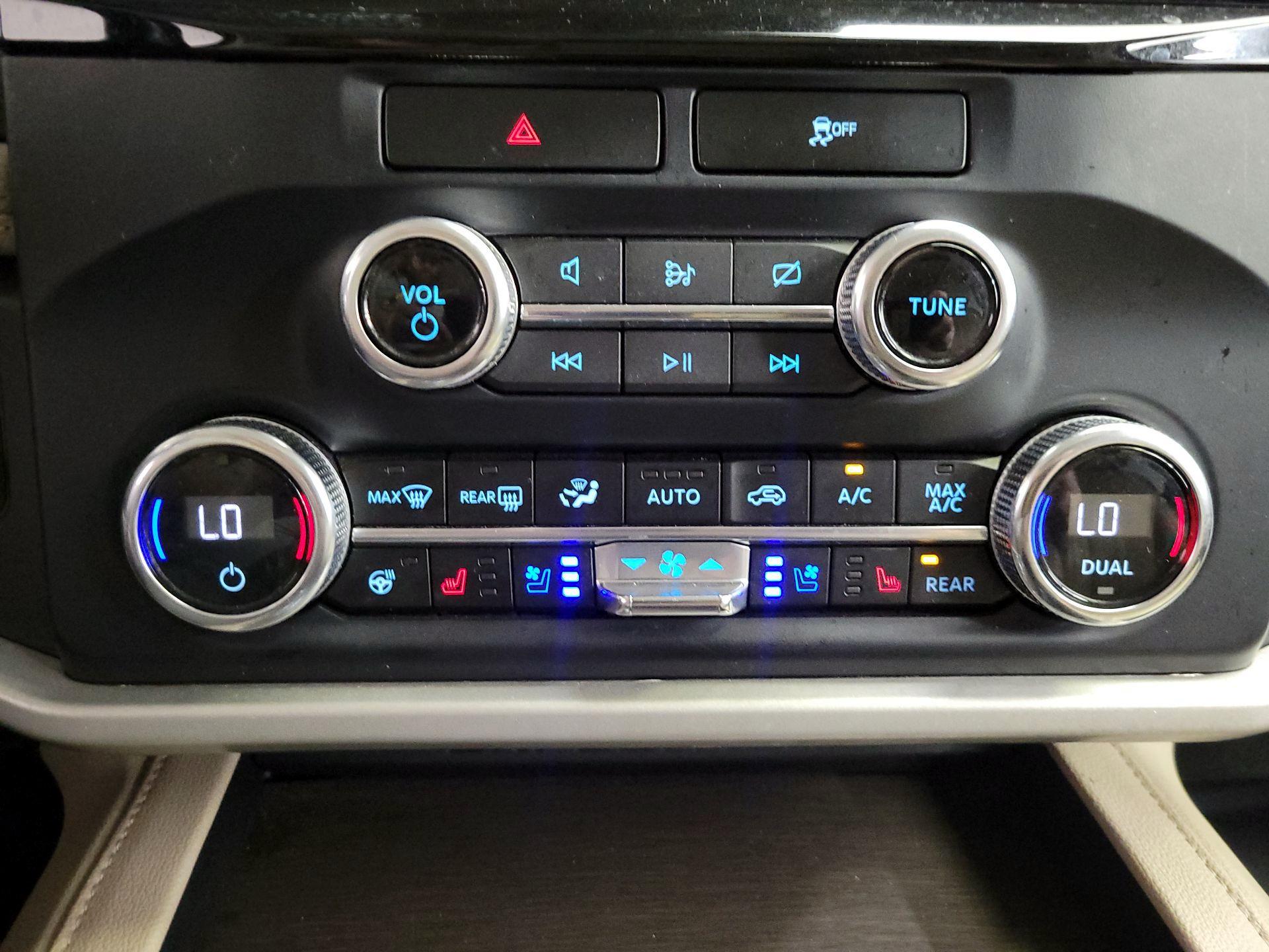 Thumbnail: 2023 Ford Expedition MAX - 17