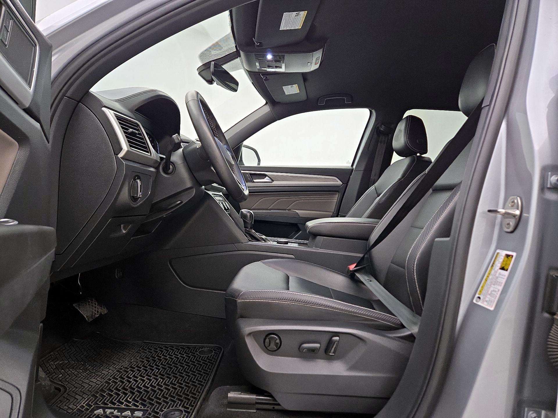 Thumbnail: 2023 Volkswagen Atlas - 11