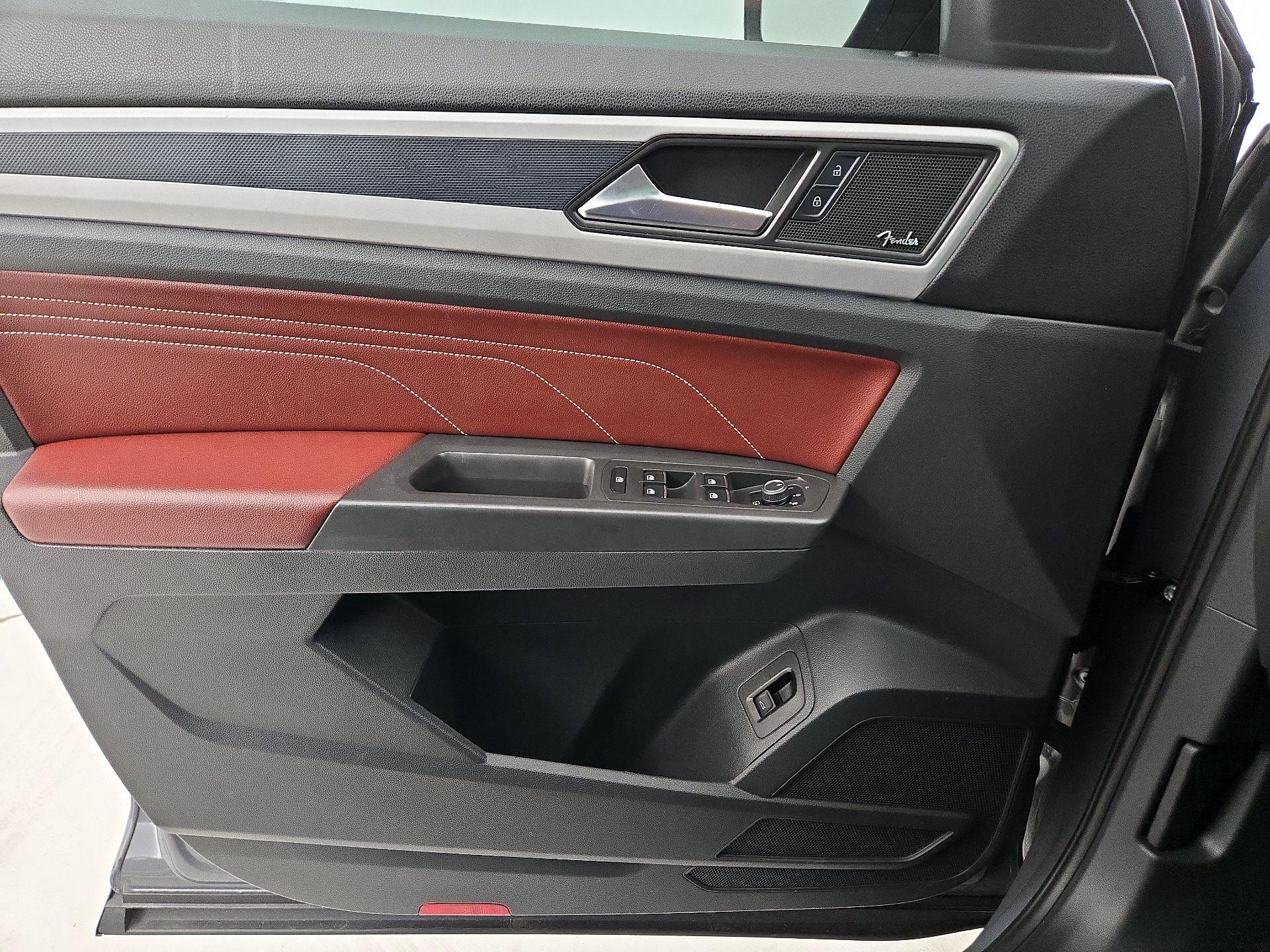 Thumbnail: 2022 Volkswagen Atlas - 12