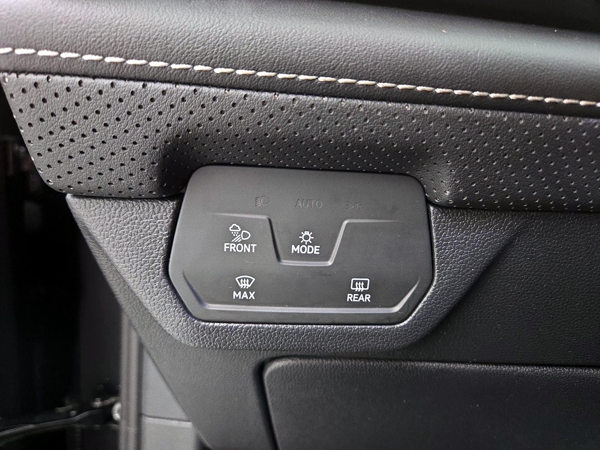 Thumbnail: 2024 Volkswagen Atlas - 13