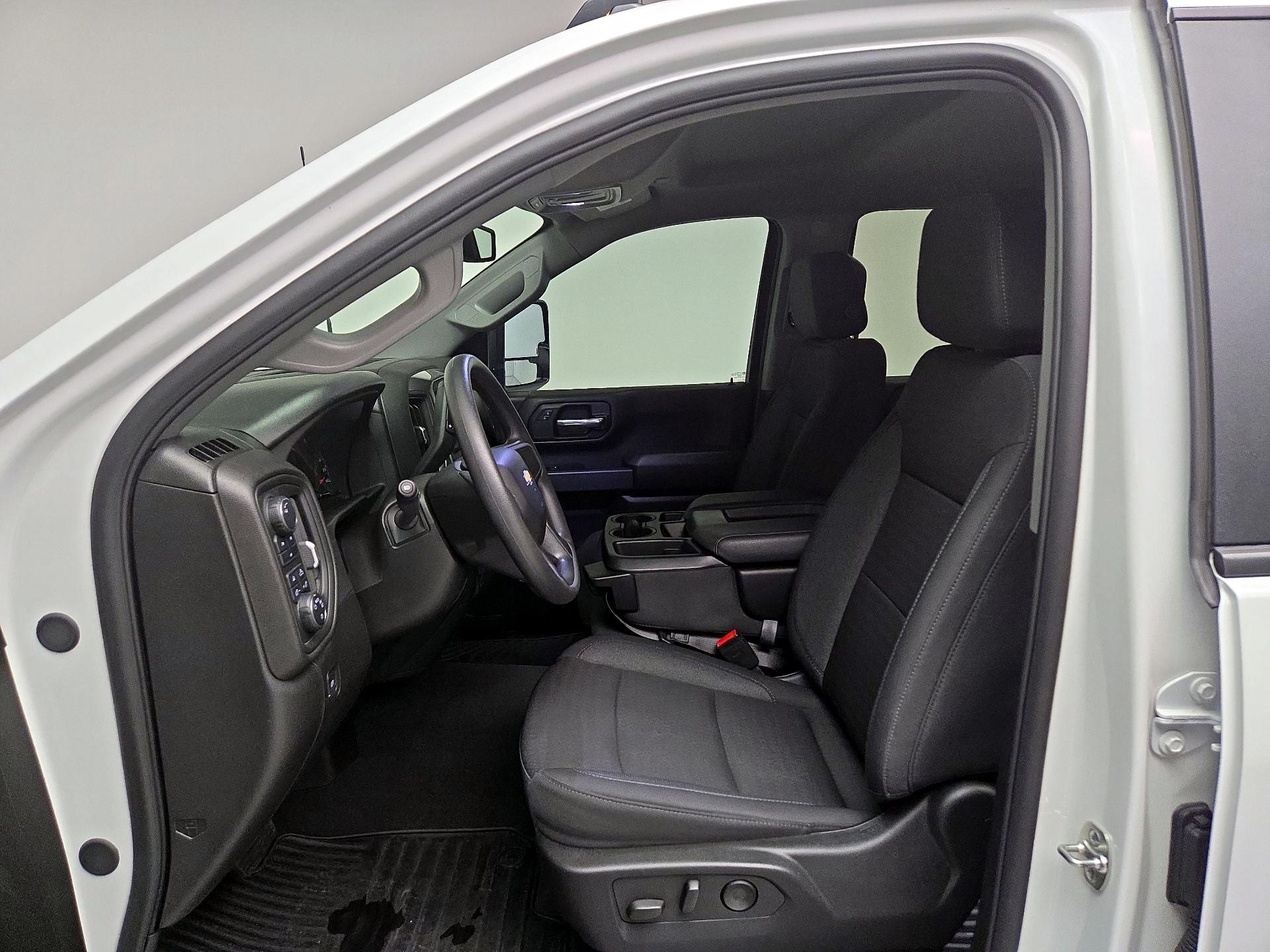 Thumbnail: 2025 Chevrolet Silverado 2500 - 11