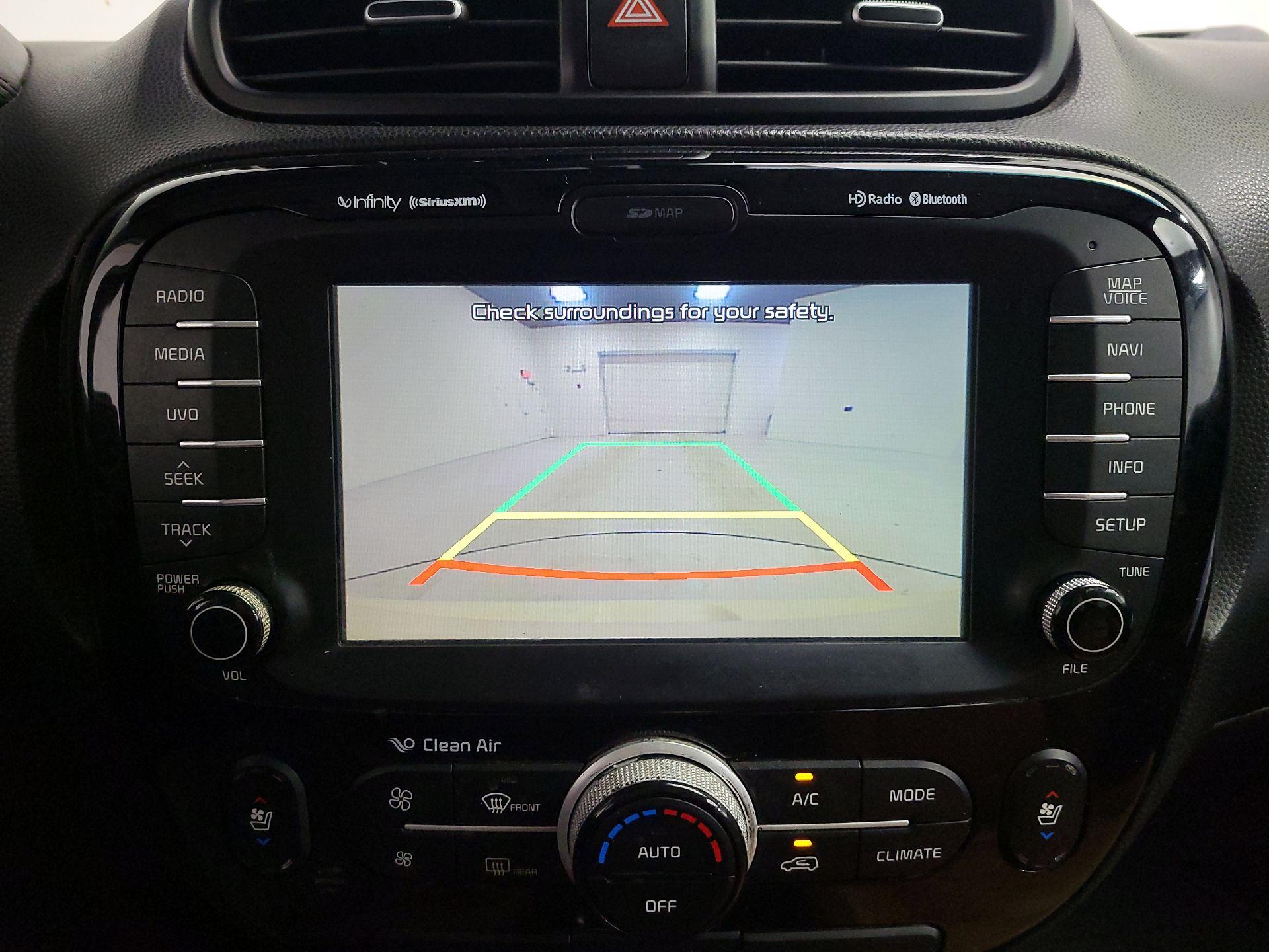 Thumbnail: 2016 Kia Soul - 15