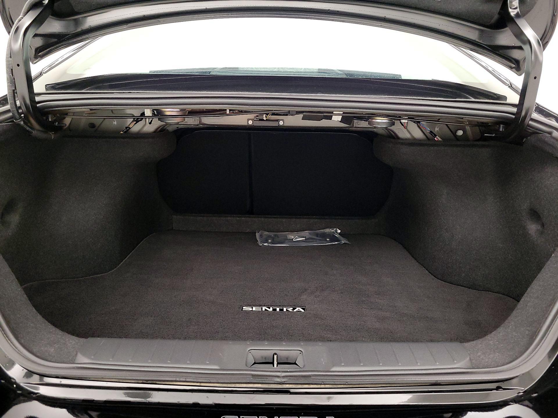 Thumbnail: 2025 Nissan Sentra - 20