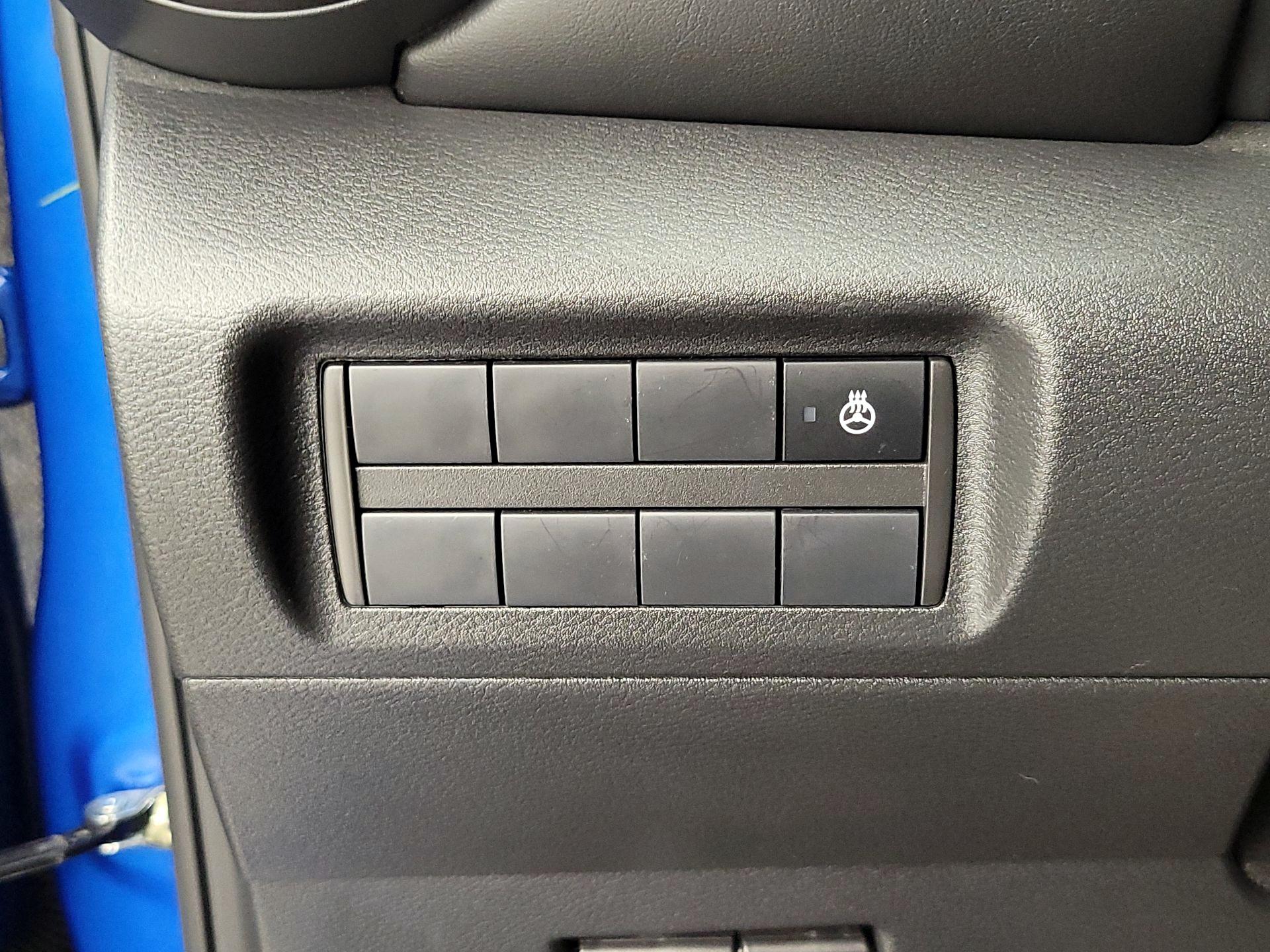 Thumbnail: 2023 Nissan Kicks - 13