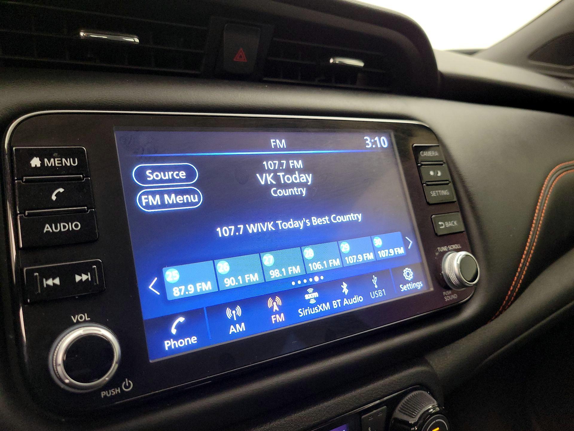 Thumbnail: 2023 Nissan Kicks - 15