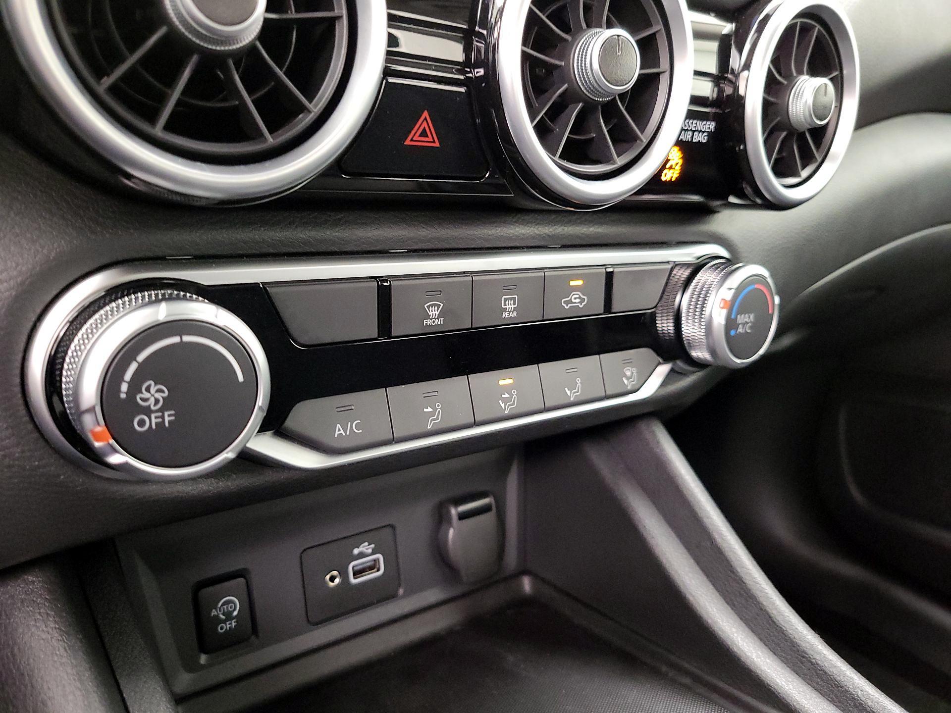 Thumbnail: 2025 Nissan Sentra - 16