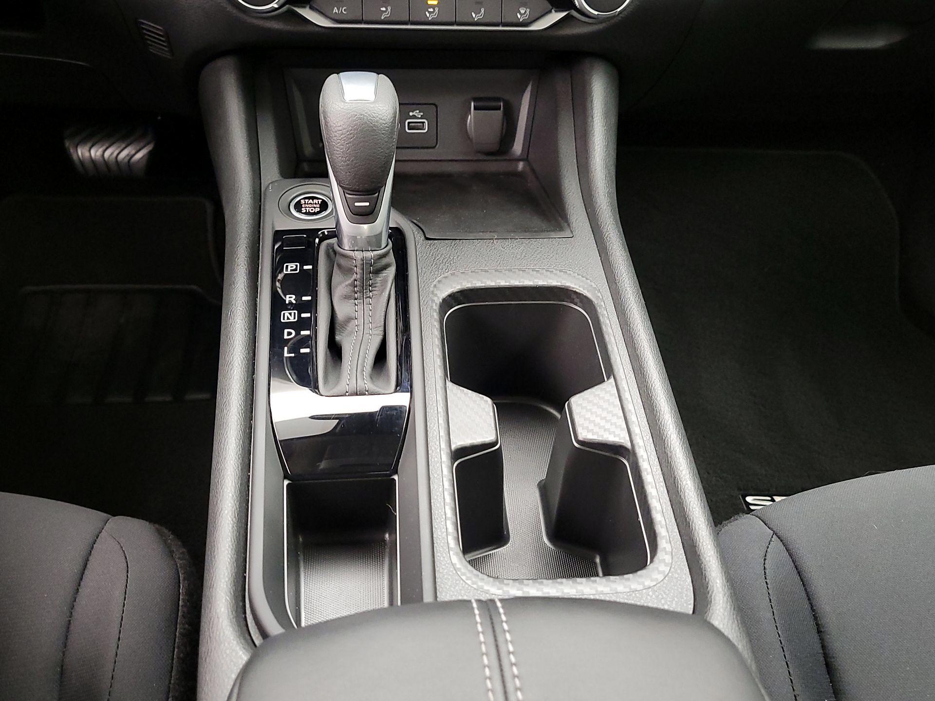 Thumbnail: 2025 Nissan Sentra - 17