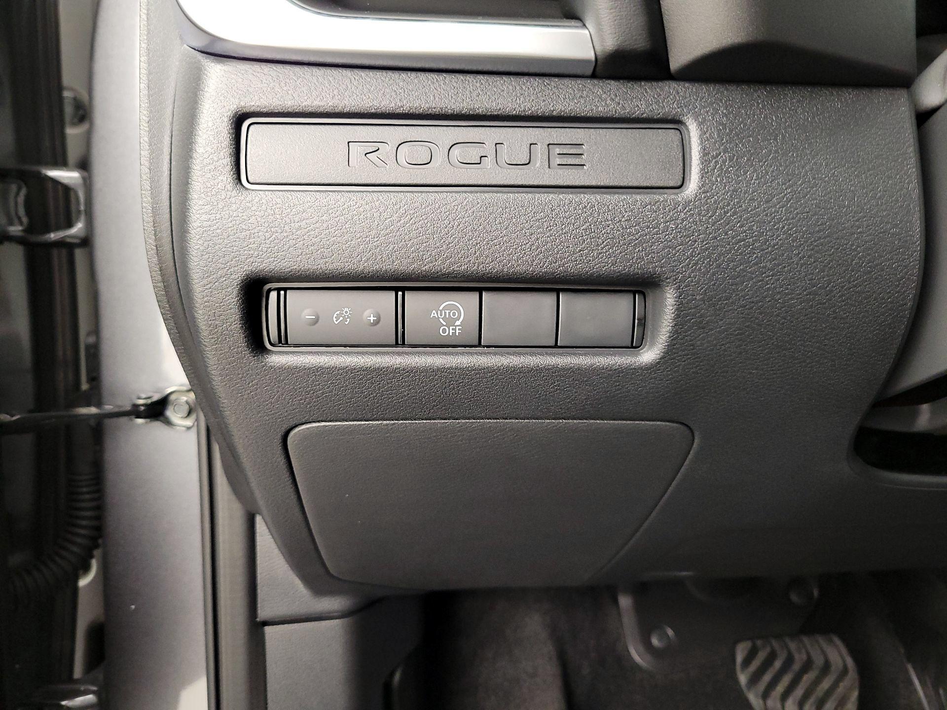 Thumbnail: 2025 Nissan Rogue - 13