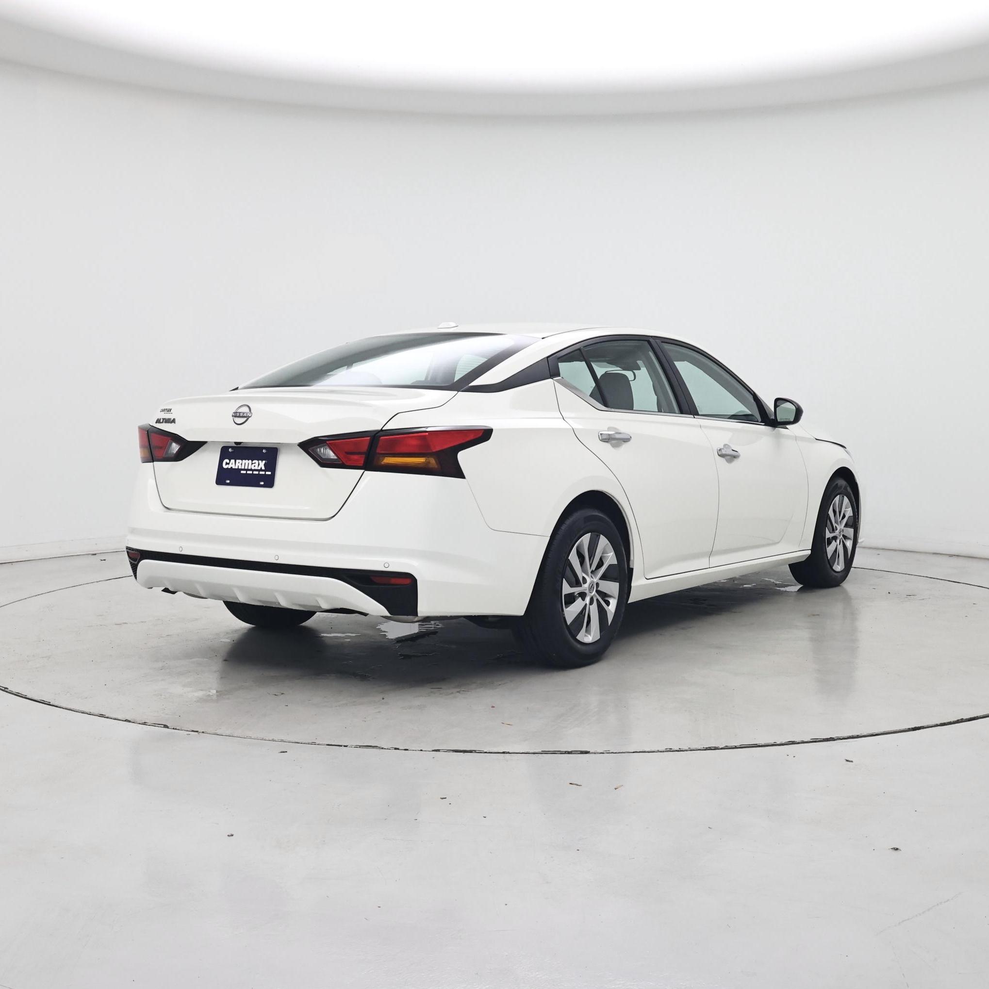 Thumbnail: 2025 Nissan Altima - 8