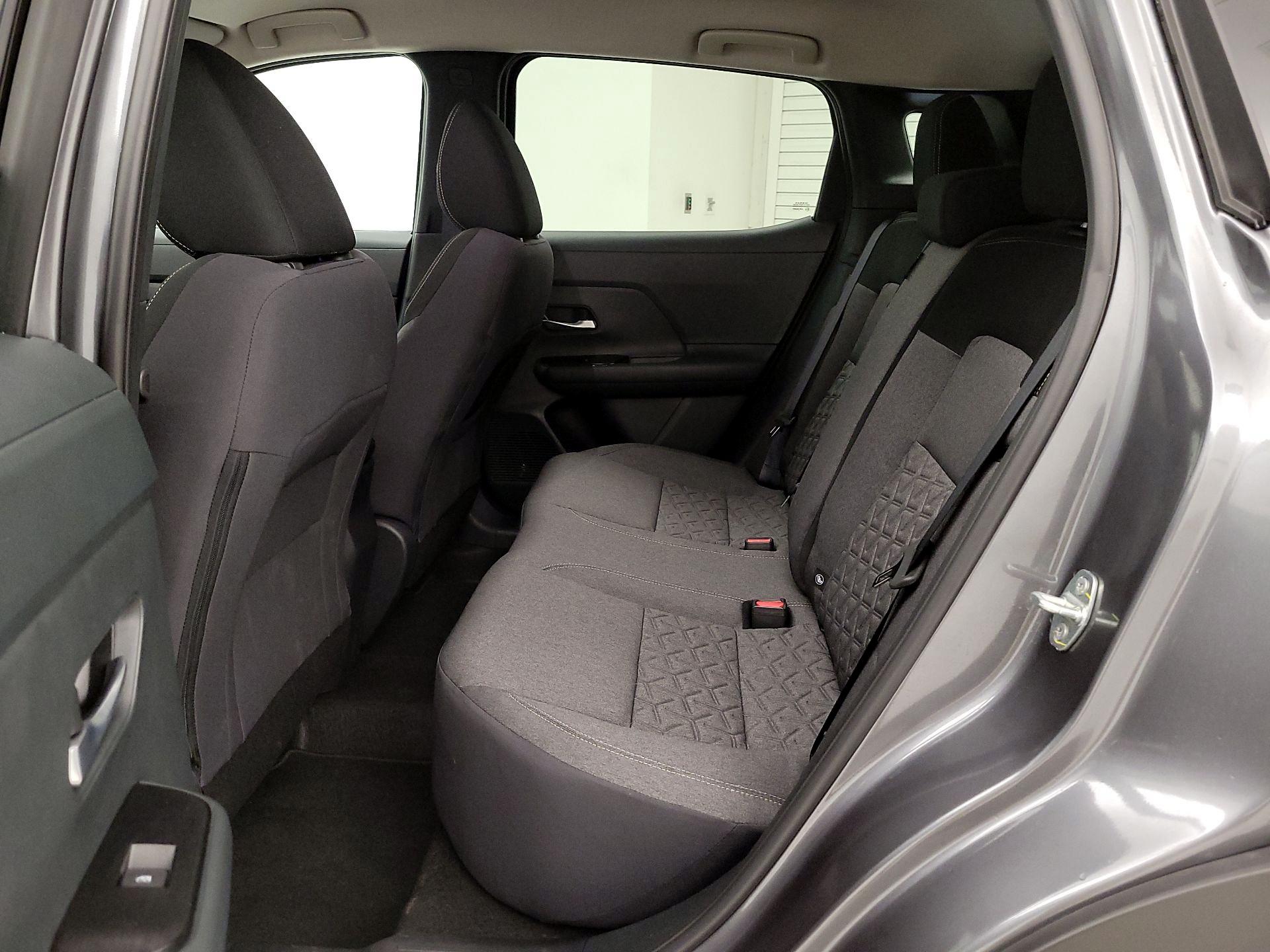 Thumbnail: 2025 Nissan Kicks - 18