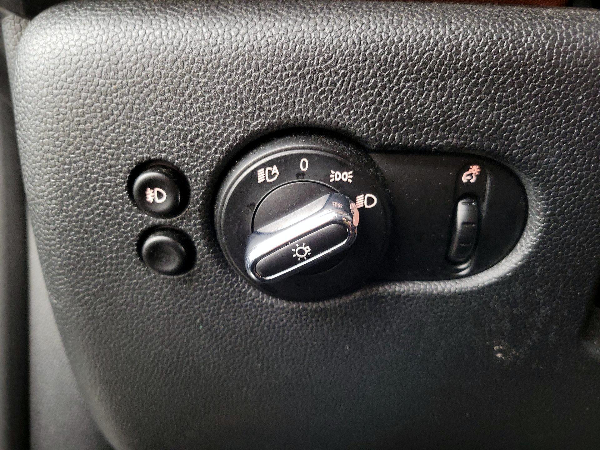 Thumbnail: 2020 MINI Cooper - 13