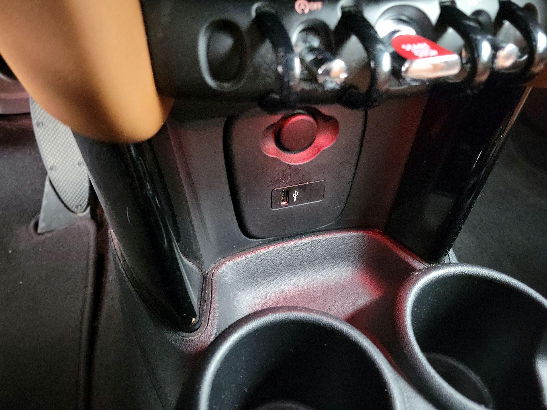 Thumbnail: 2020 MINI Cooper - 18