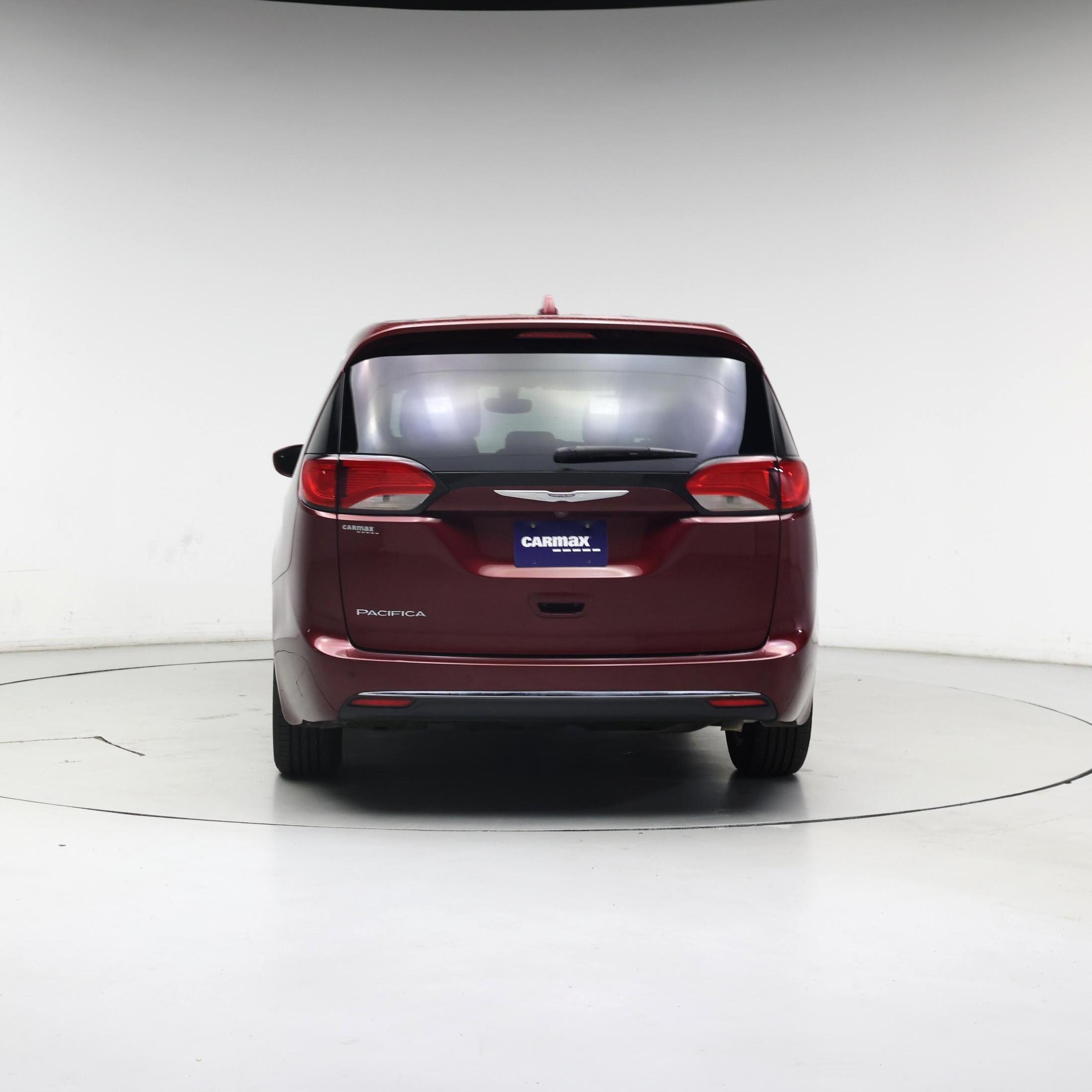 Thumbnail: 2019 Chrysler Pacifica - 6
