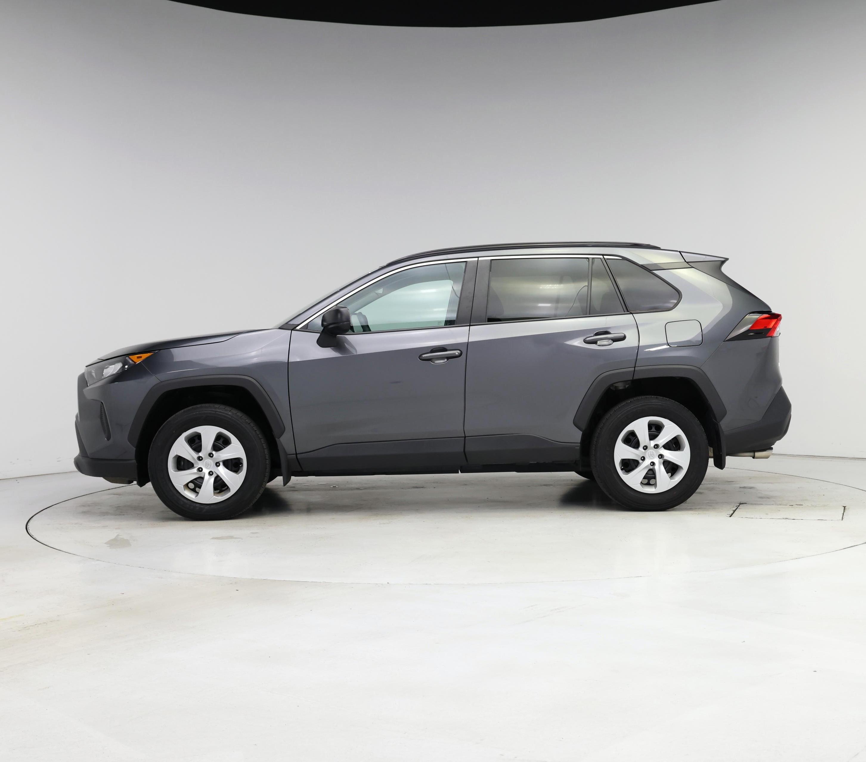 Thumbnail: 2020 Toyota RAV4 - 3