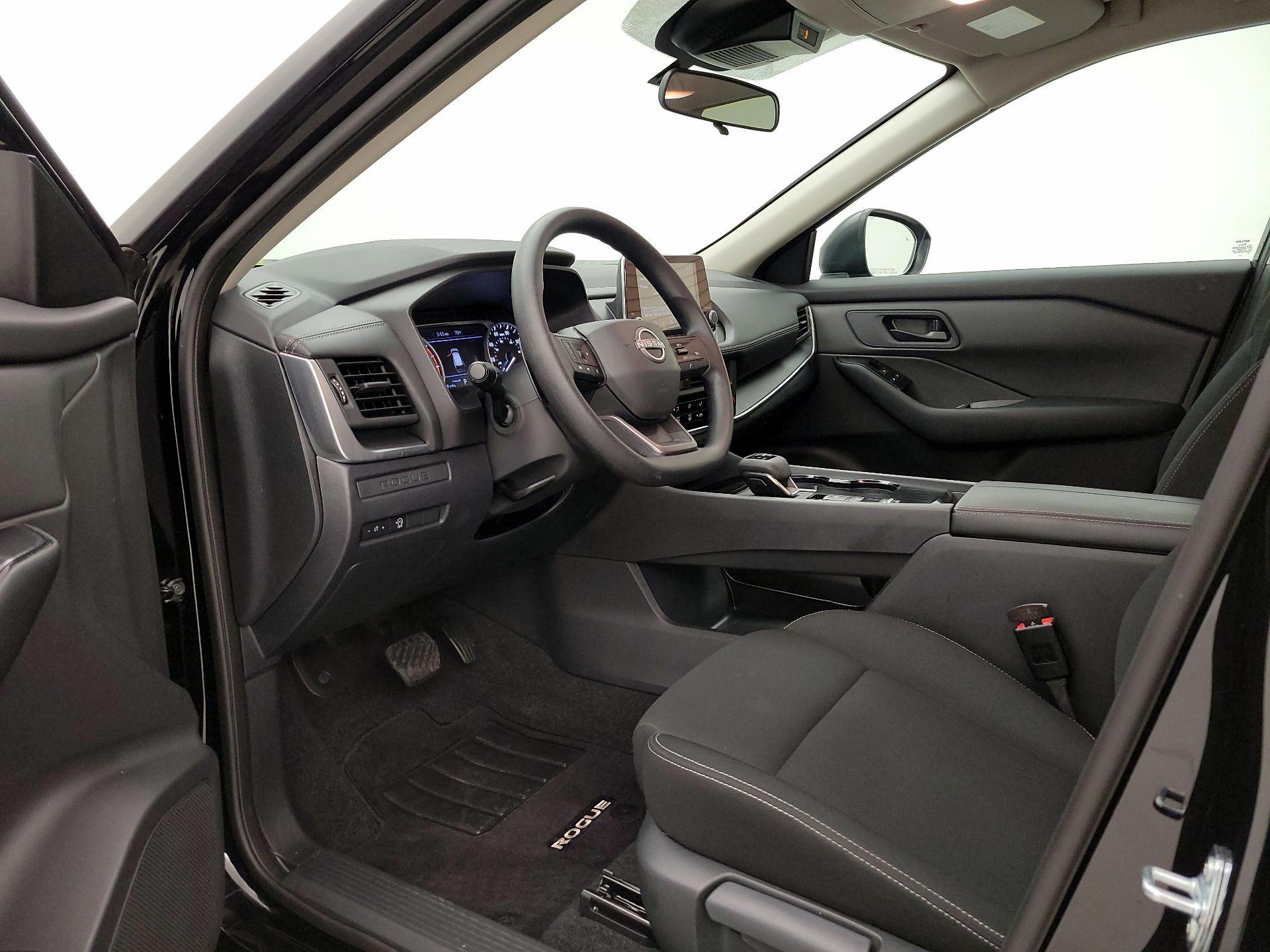 Thumbnail: 2025 Nissan Rogue - 11