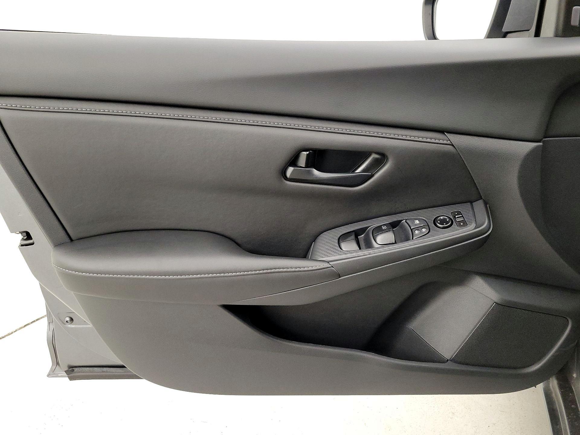 Thumbnail: 2025 Nissan Sentra - 12