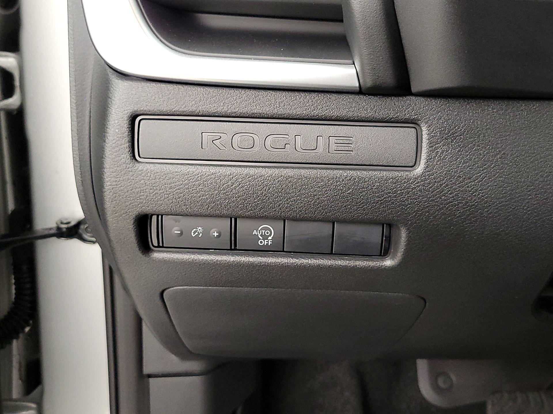 Thumbnail: 2025 Nissan Rogue - 13