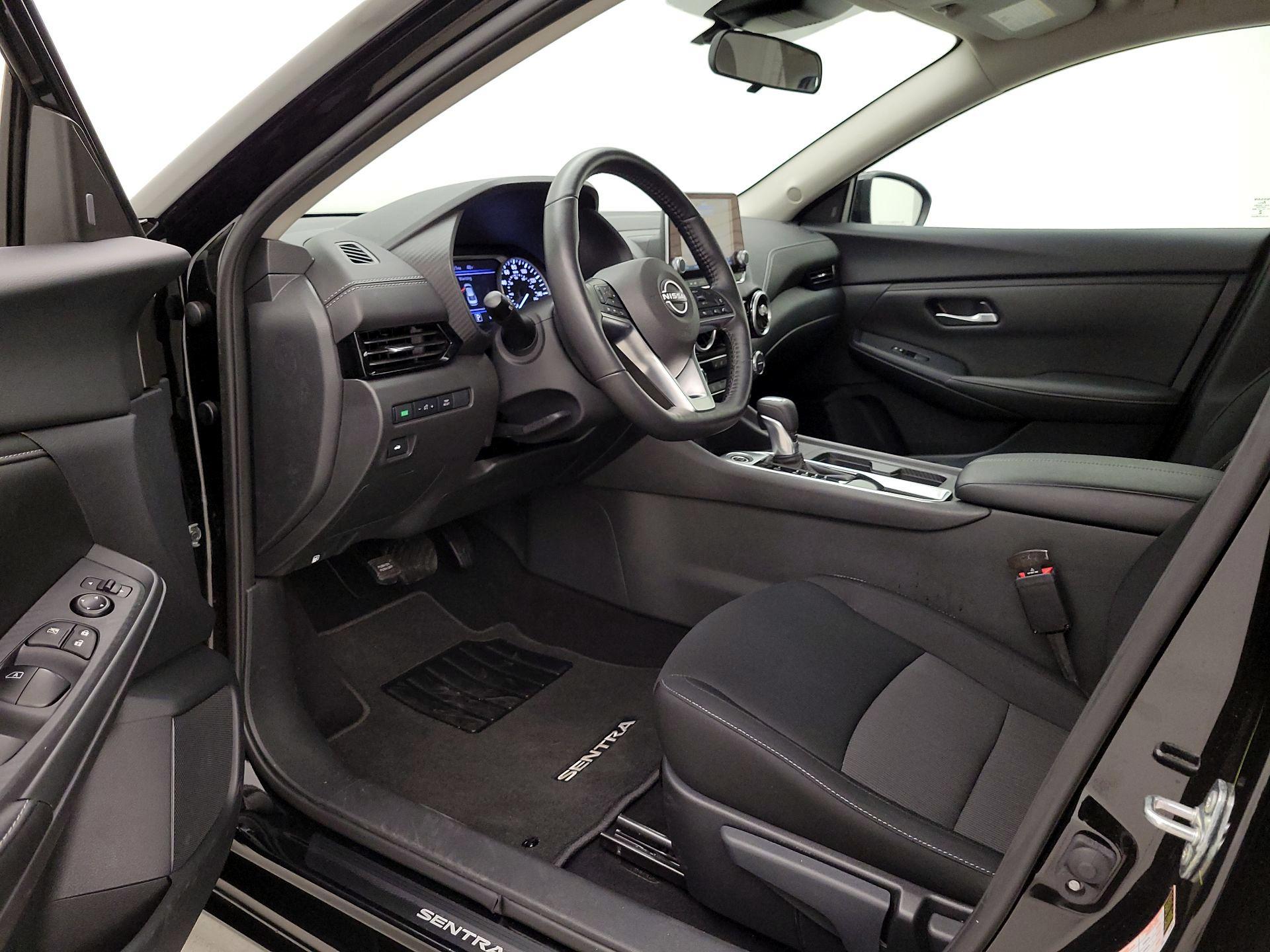 Thumbnail: 2025 Nissan Sentra - 11