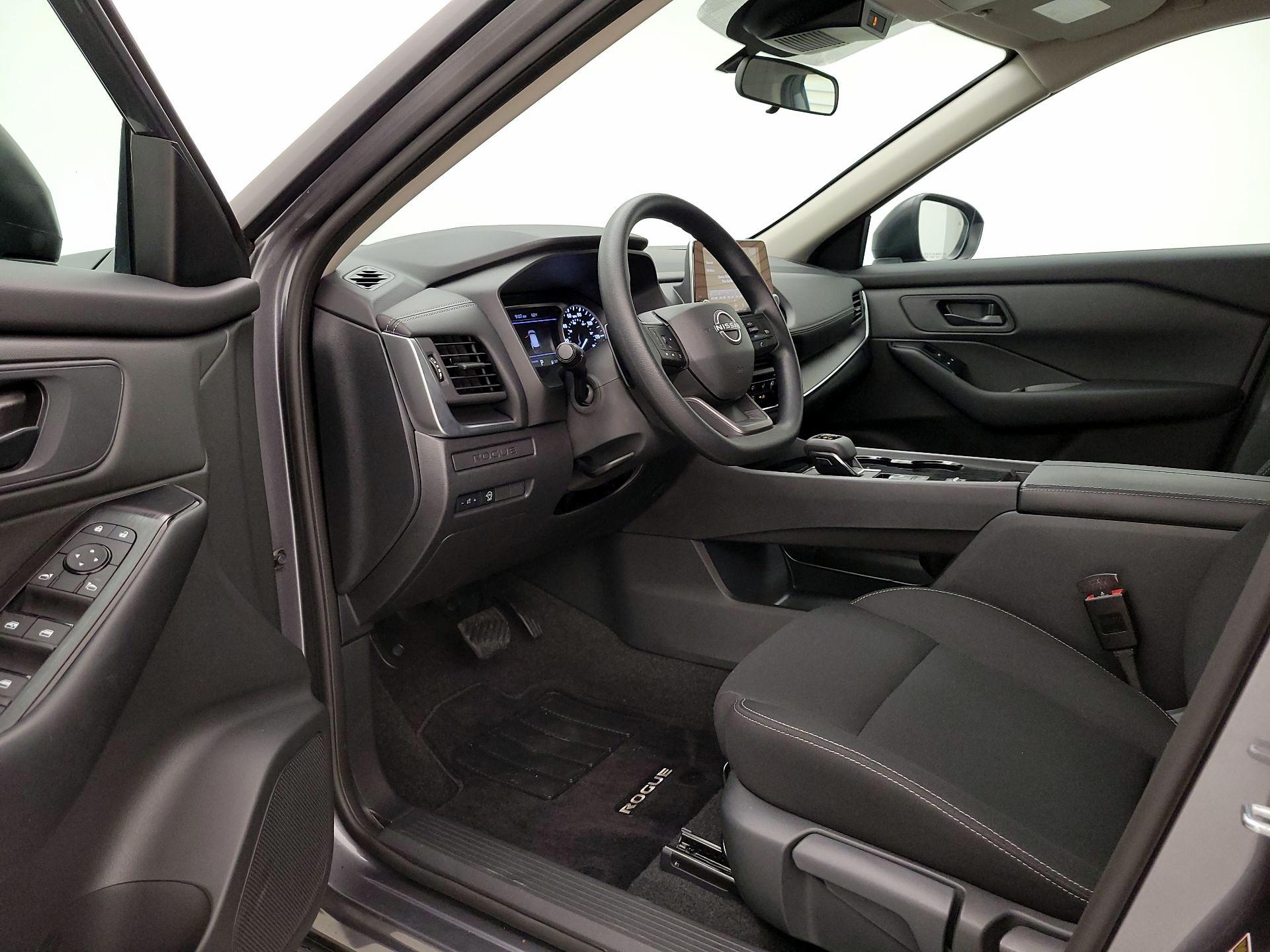 Thumbnail: 2025 Nissan Rogue - 11