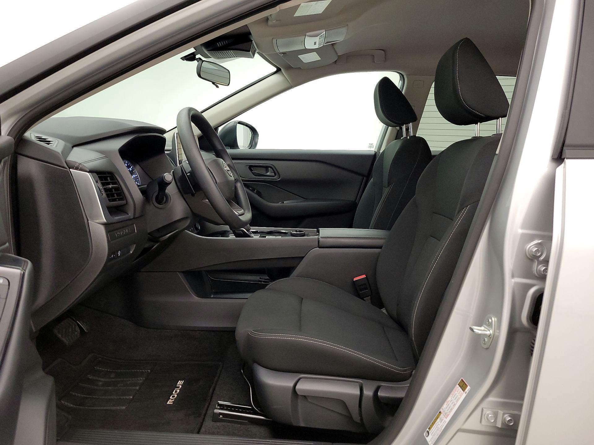 Thumbnail: 2025 Nissan Rogue - 11