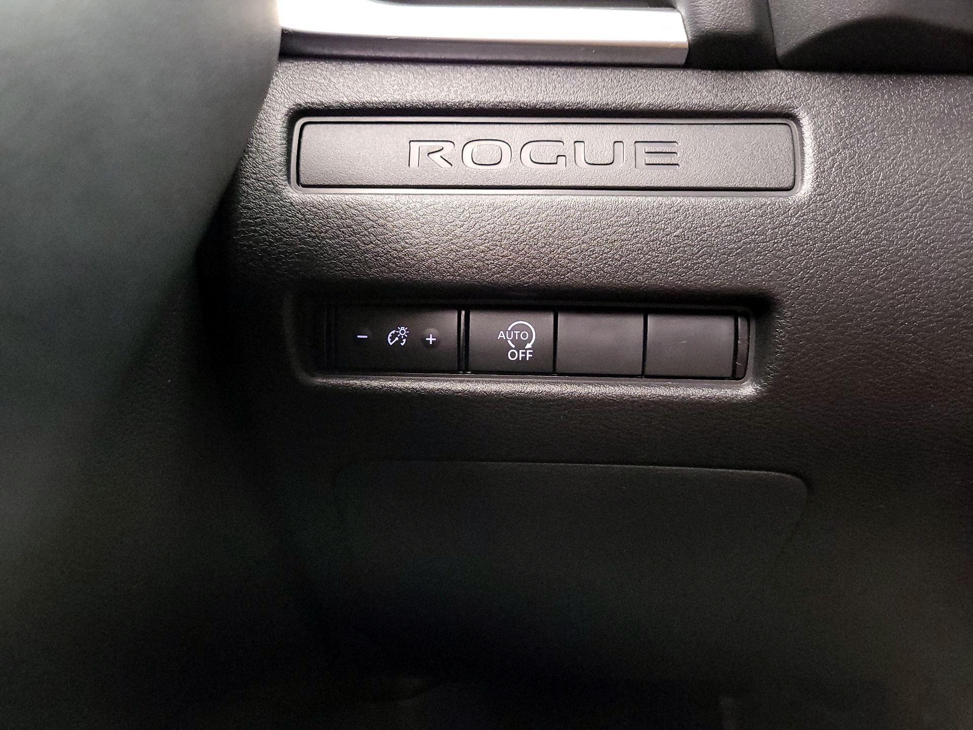 Thumbnail: 2025 Nissan Rogue - 13