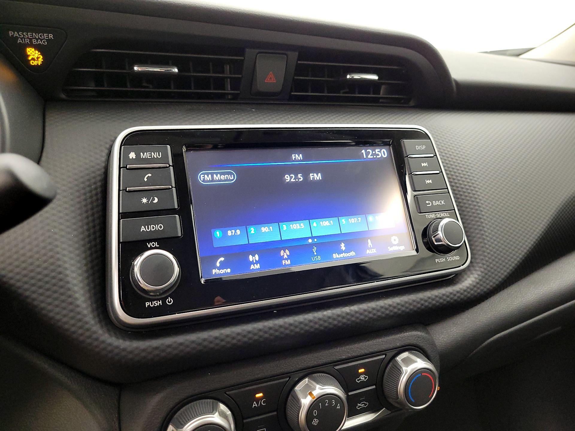 Thumbnail: 2025 Nissan Kicks - 15