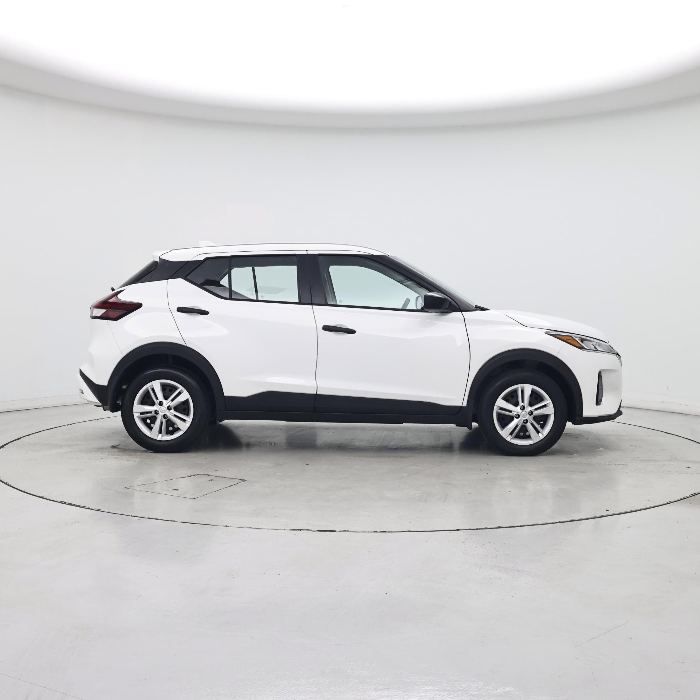 Thumbnail: 2025 Nissan Kicks - 7