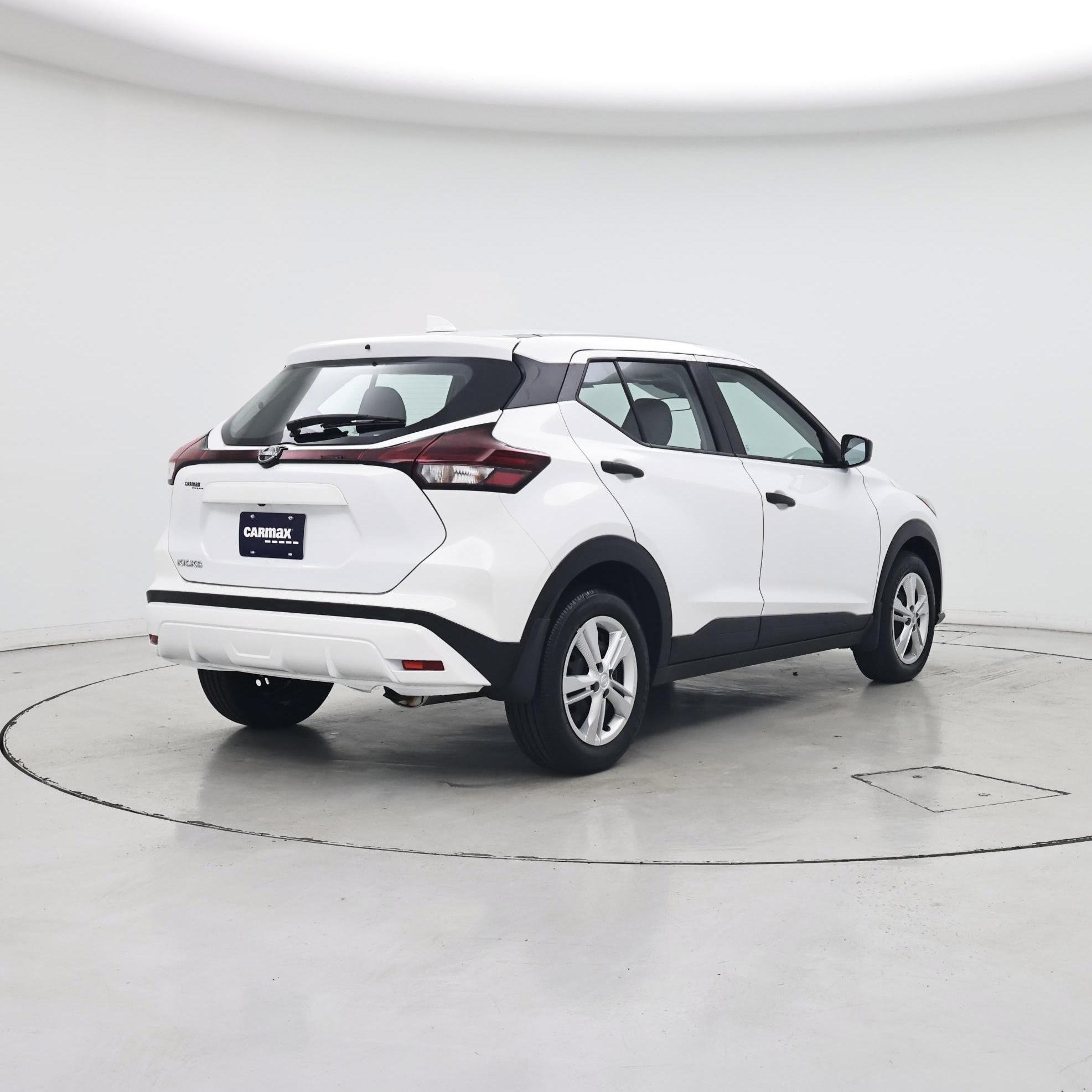 Thumbnail: 2025 Nissan Kicks - 8