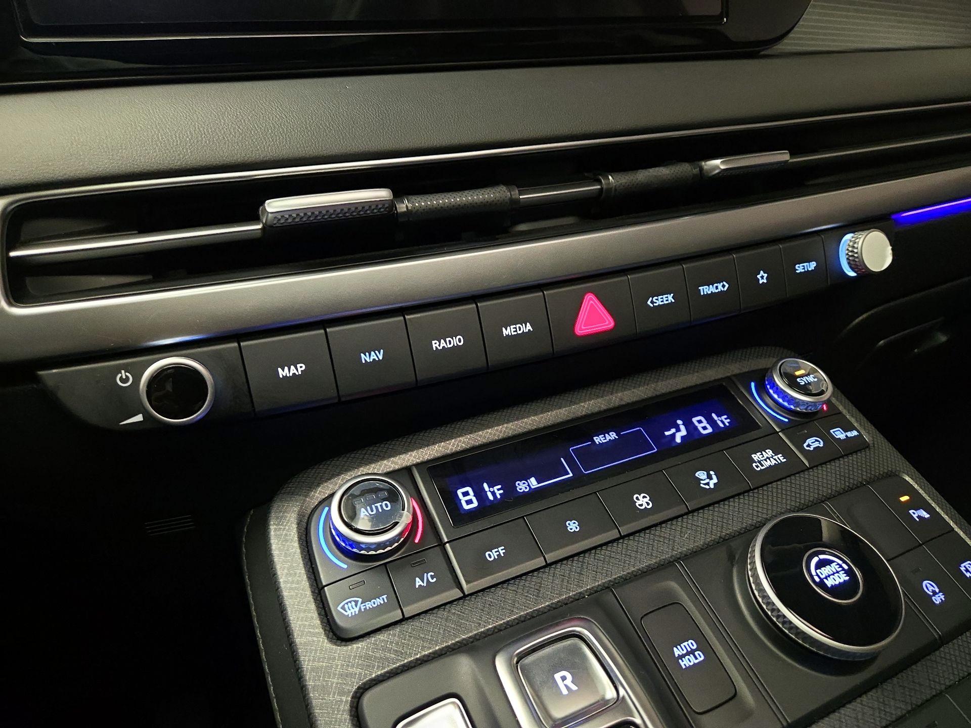 Thumbnail: 2024 Hyundai Palisade - 17