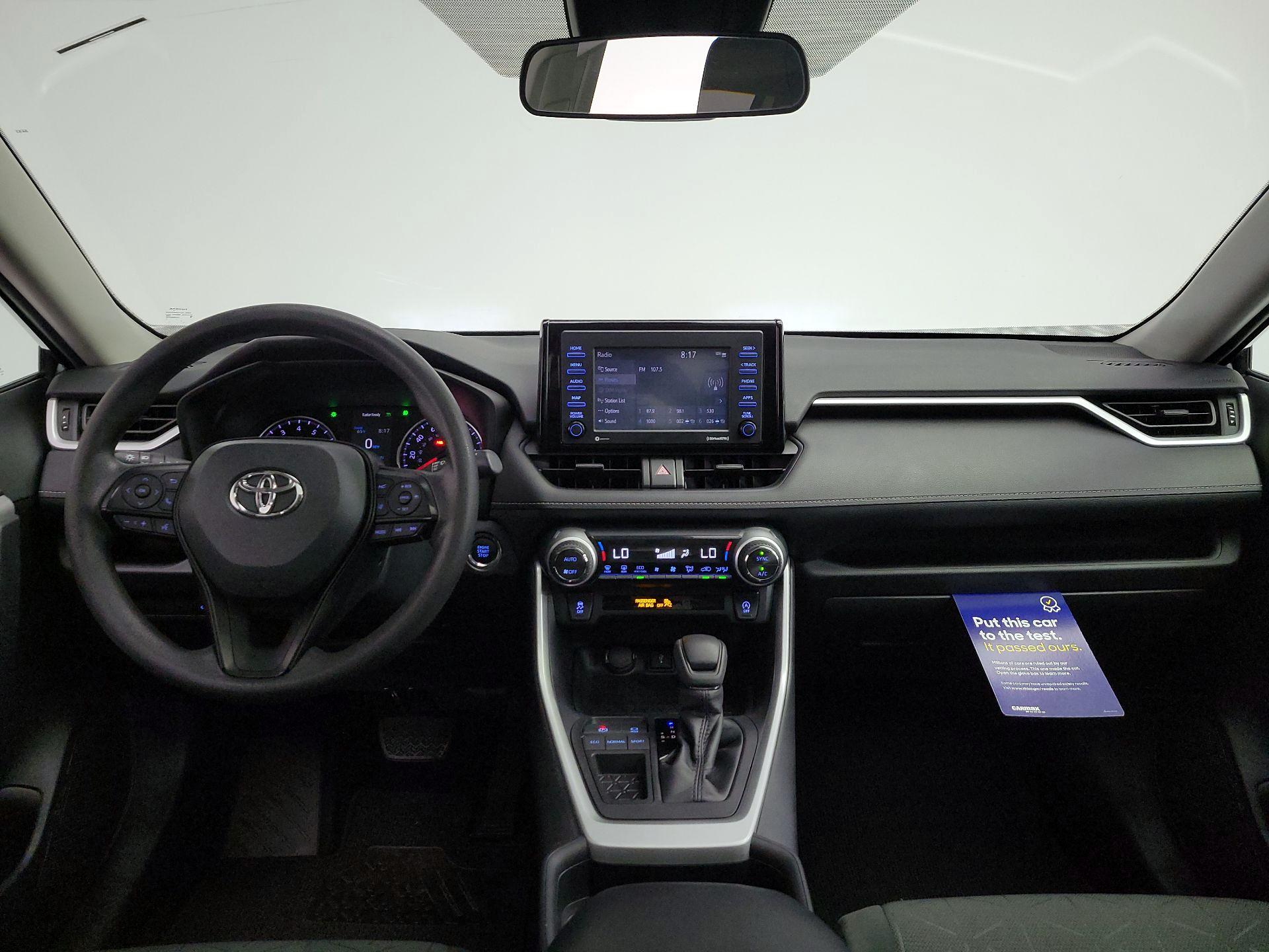 Thumbnail: 2020 Toyota RAV4 - 9