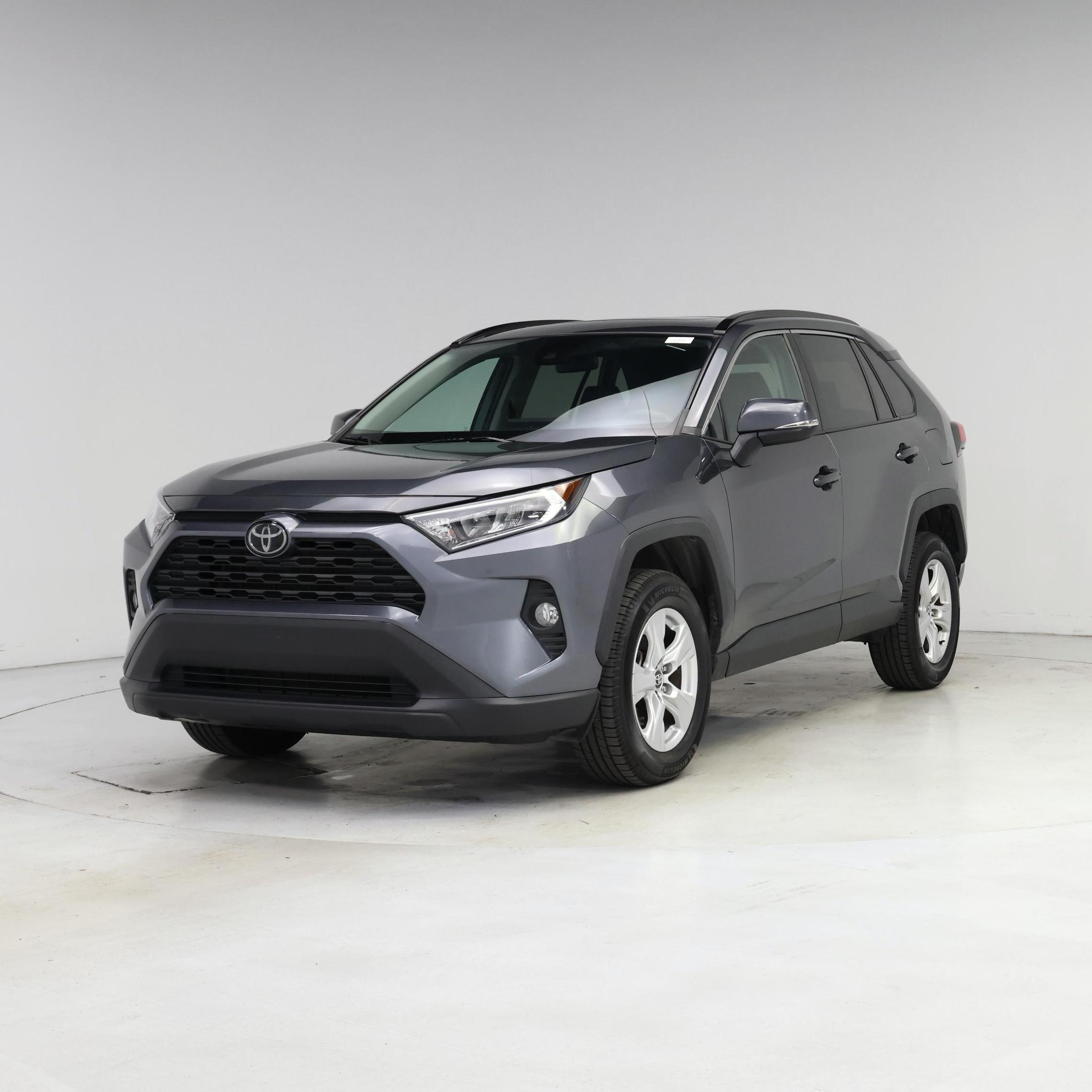 Thumbnail: 2020 Toyota RAV4 - 4