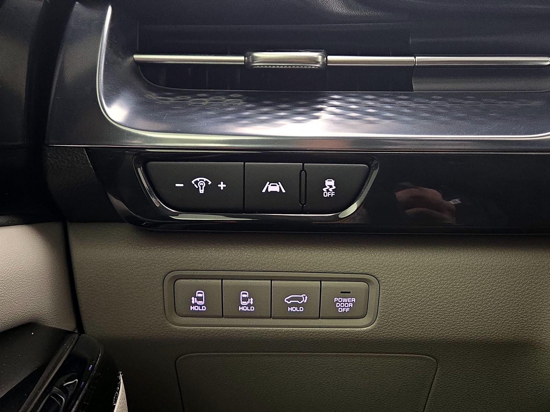 Thumbnail: 2024 Kia Carnival - 13