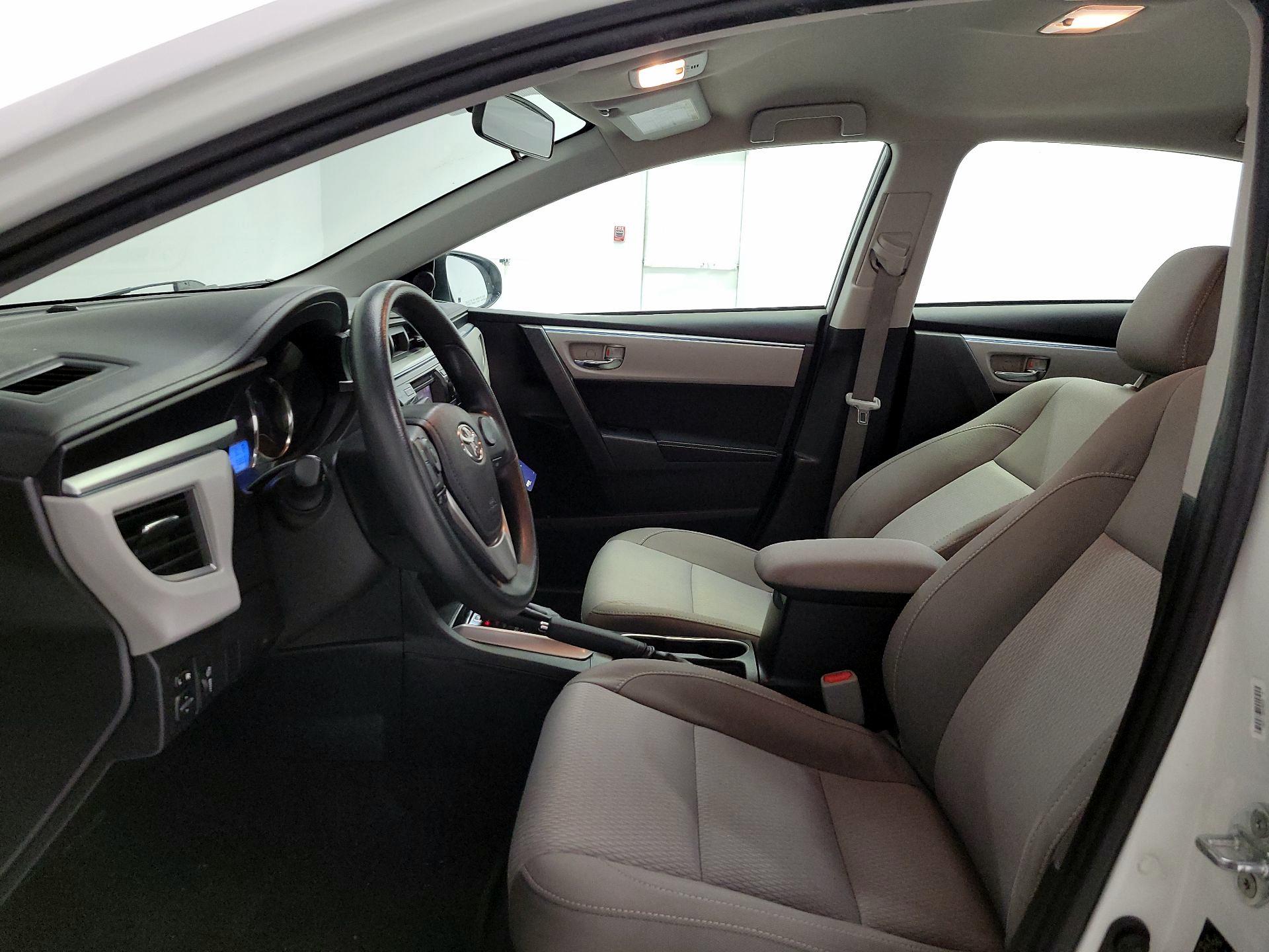 Thumbnail: 2016 Toyota Corolla - 11