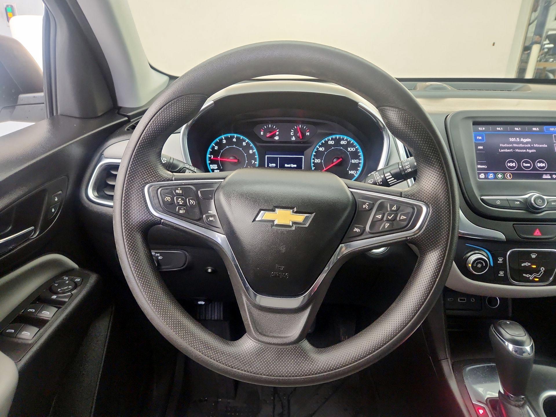 Thumbnail: 2021 Chevrolet Equinox - 10