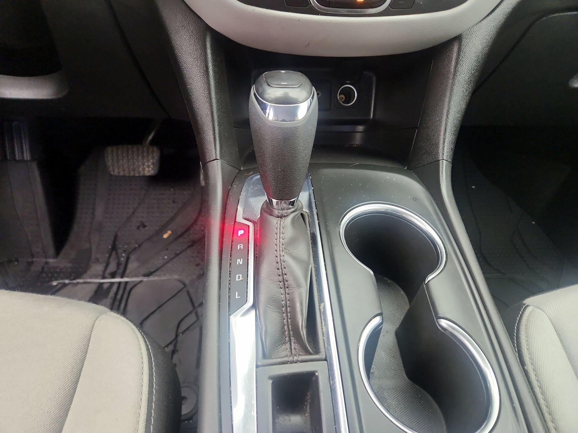 Thumbnail: 2021 Chevrolet Equinox - 17